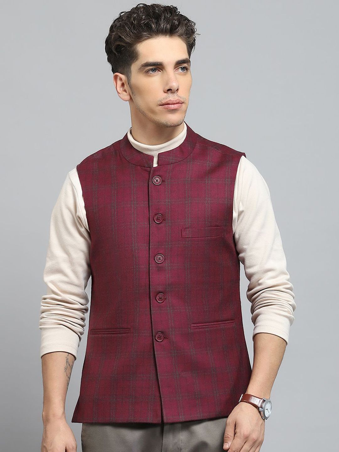 Monte Carlo Men Checked Woollen Sleeveless Lightweight Outdoor Tailored Jacket