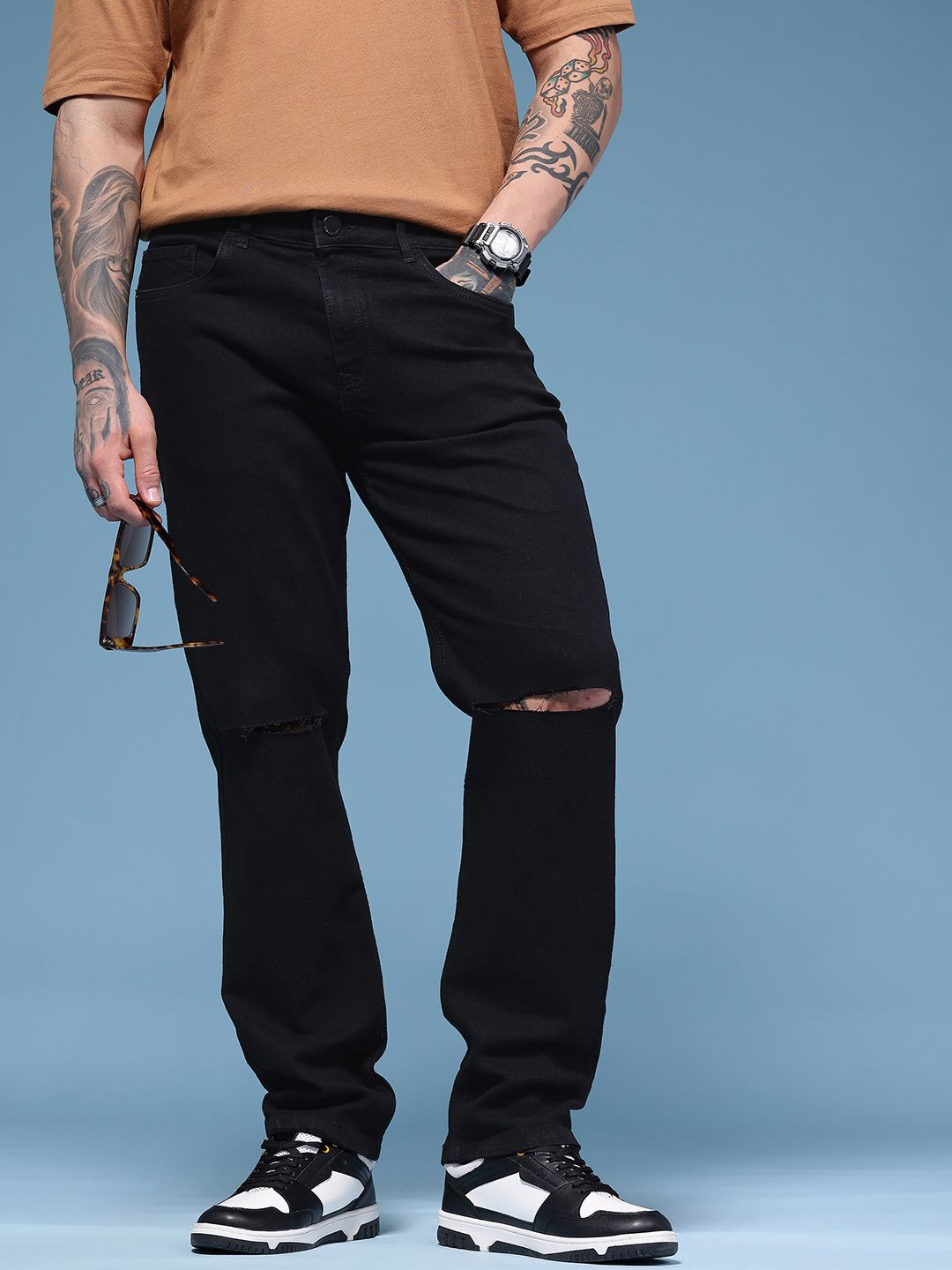 HERE&NOW Men Relaxed Fit Slash Knee Jeans