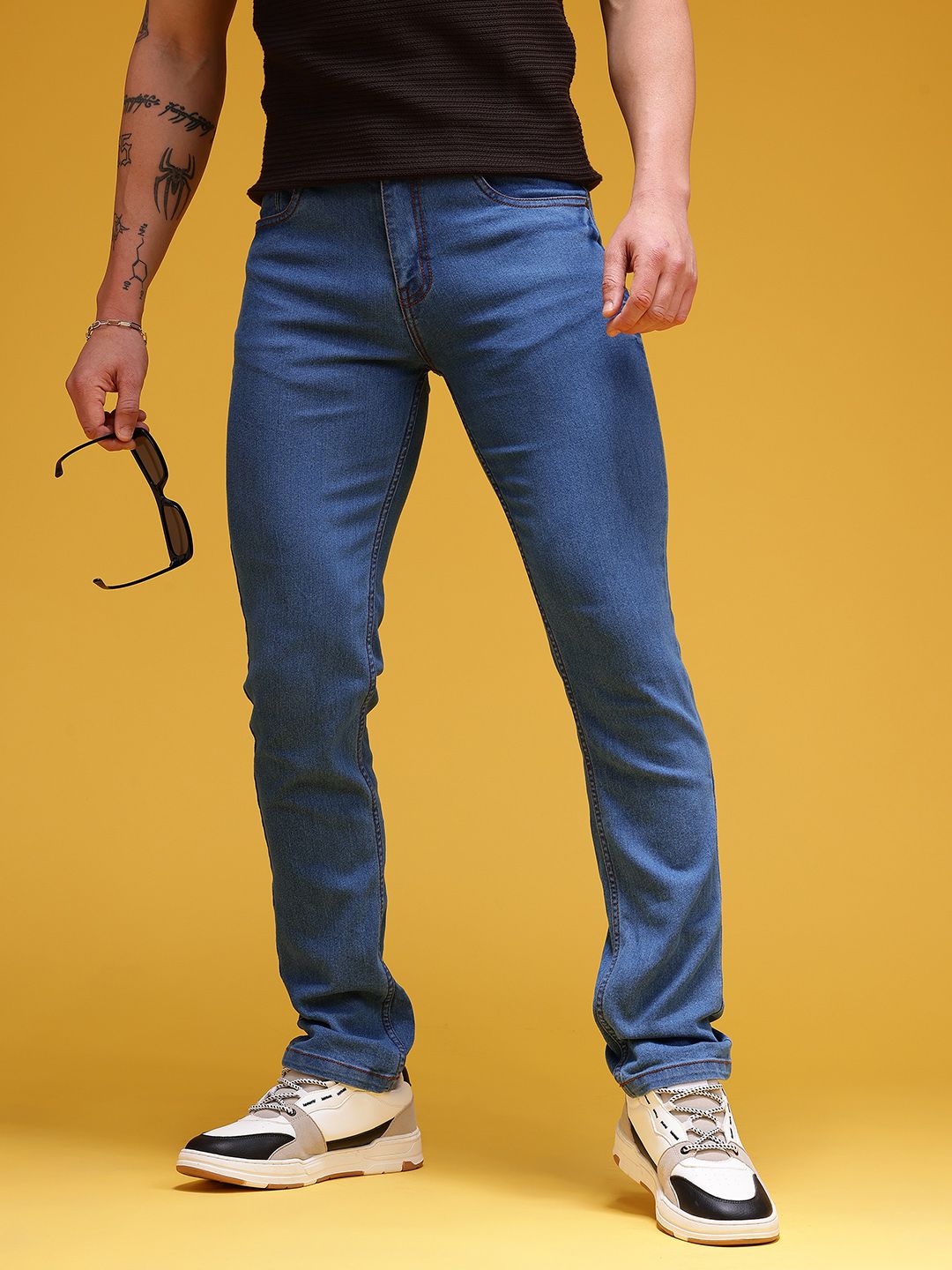 HERE&NOW Men Mid-Rise Stretchable Straight Fit Jeans