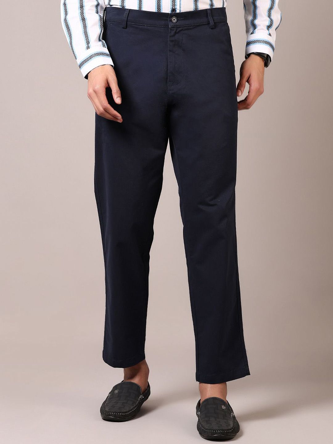 V-Mart Men Mid-Rise Regular Fit Cotton Chinos Trouser