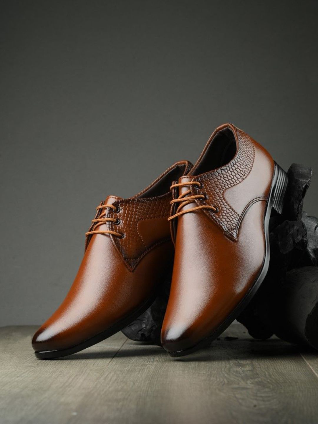 Rising Wolf Men Leather Formal Derbys