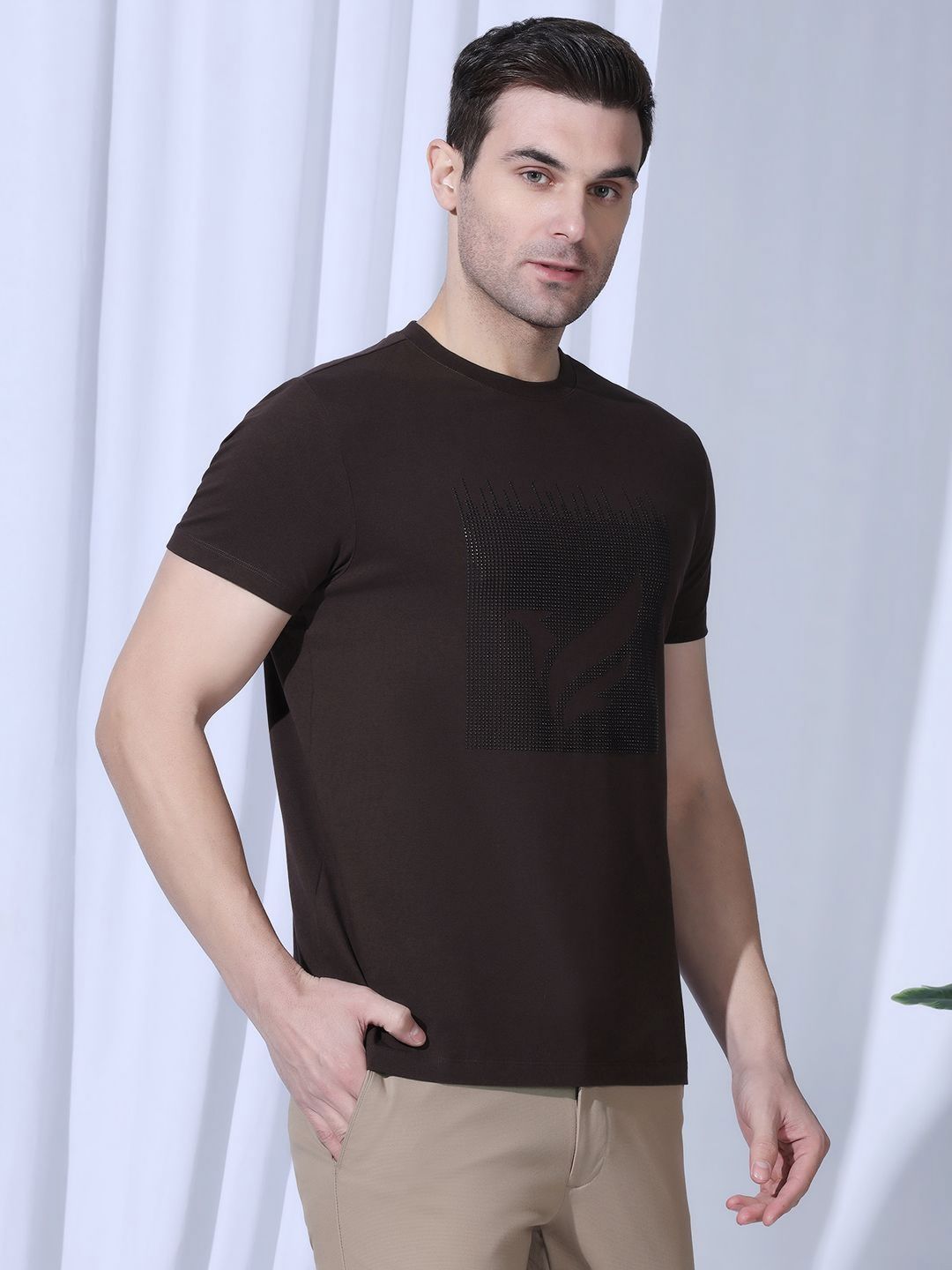 Blackberrys Men Graphic Printed Round Neck Cotton Slim Fit T-shirt