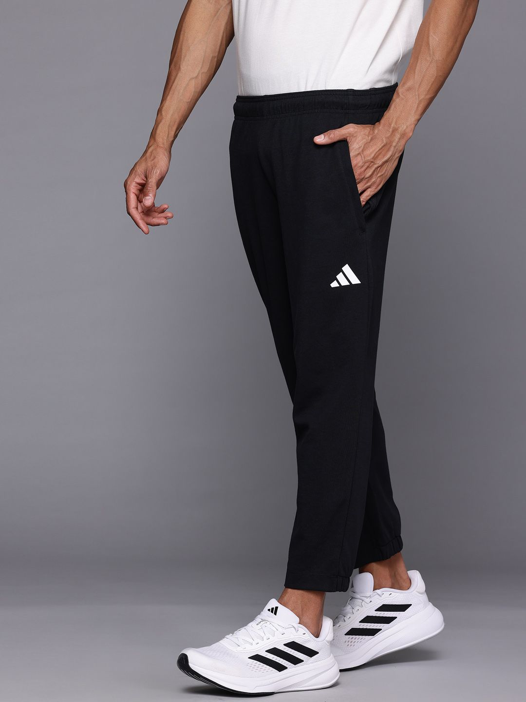 Buy Adidas Men Training Essentials 7/8 Joggers - Track Pants for Men  32370154 | Myntra