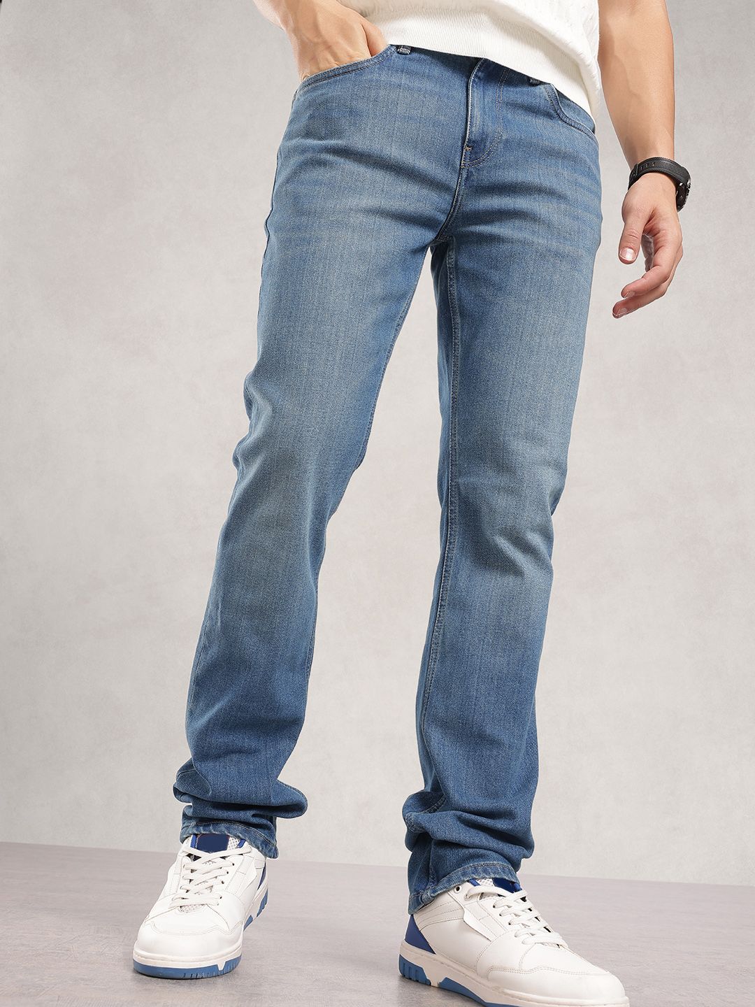 Nautica Men Straight Fit Light Fade Stretchable Jeans