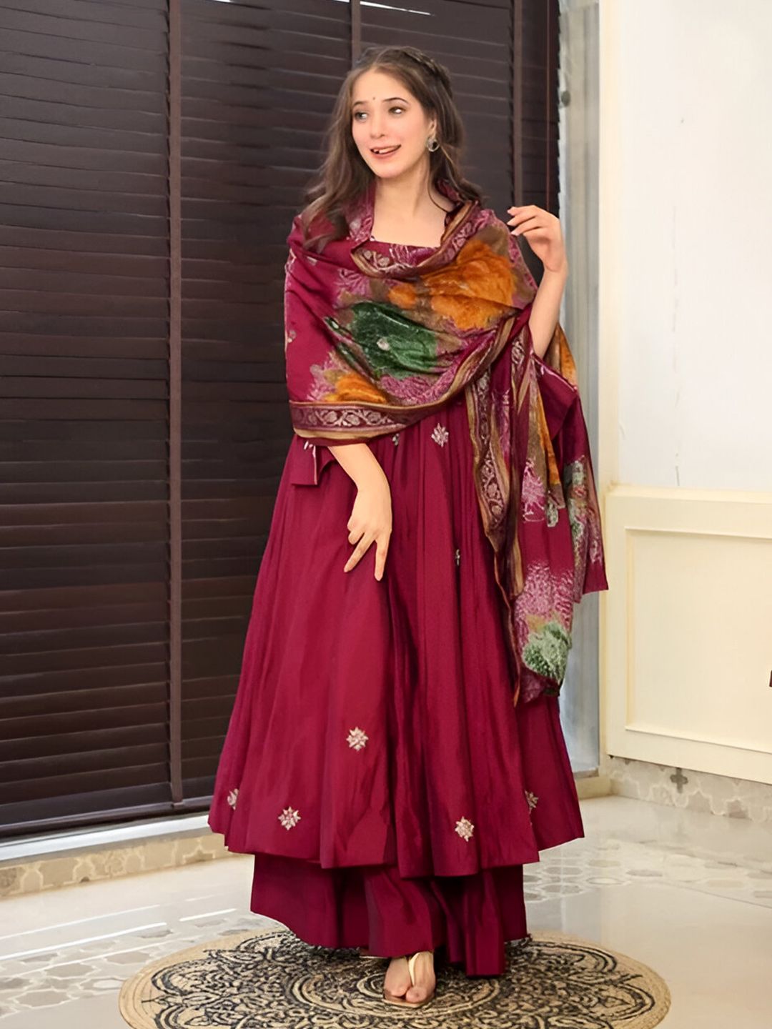 Buy VAAZI CREATOR Floral Embroidered Angrakha Thread Work Kurta