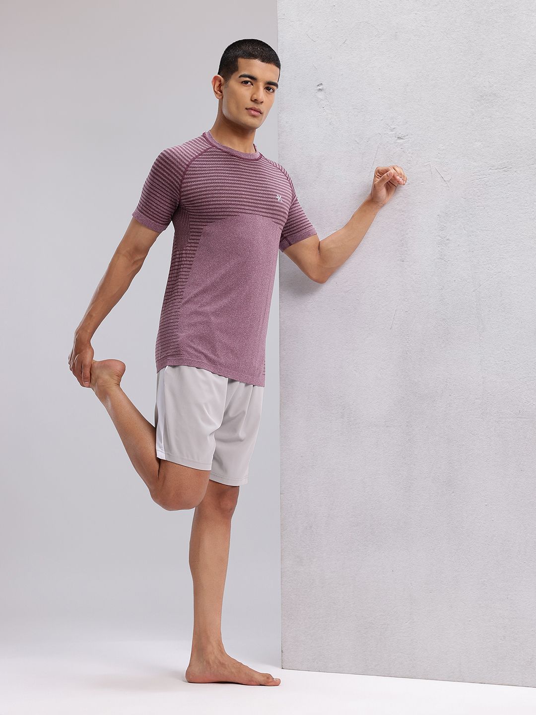 HRX by Hrithik Roshan Men Striped Rapid-Dry T-shirt