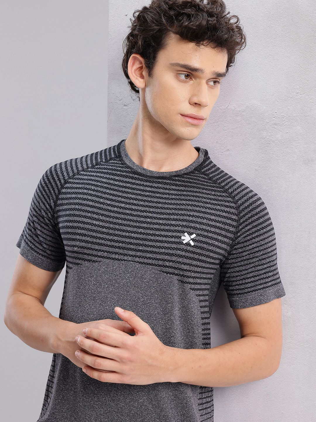 HRX by Hrithik Roshan Self Design Seamless Rapid-Dry T-shirt