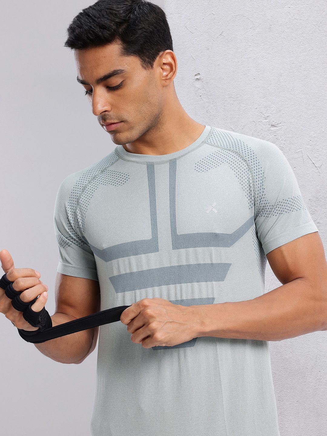 HRX by Hrithik Roshan Men Printed Rapid-Dry Slim Fit Cycling T-shirt