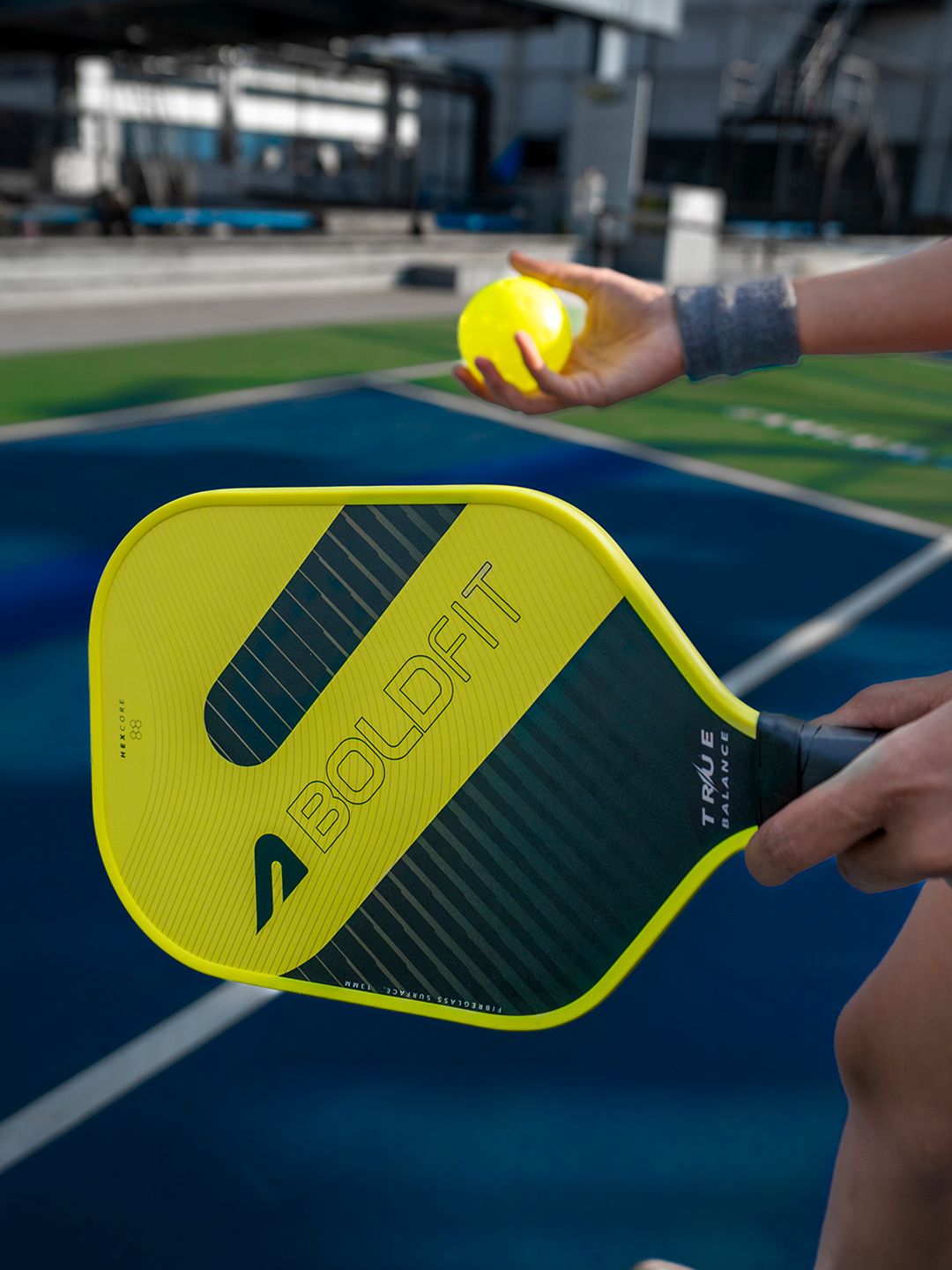BOLDFIT Unisex Pickle ball Paddle True Balance Yellow BOLDFIT