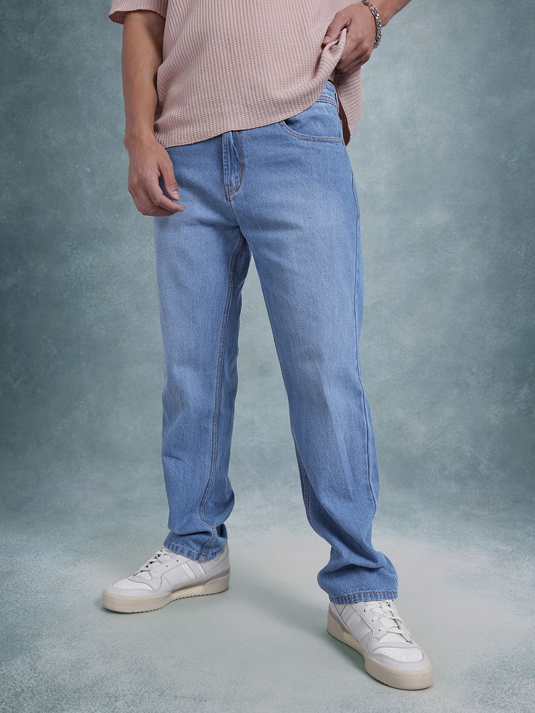 The Roadster Life Co. Men Mid-Rise Pure Cotton Light Fade Relaxed Fit Jeans