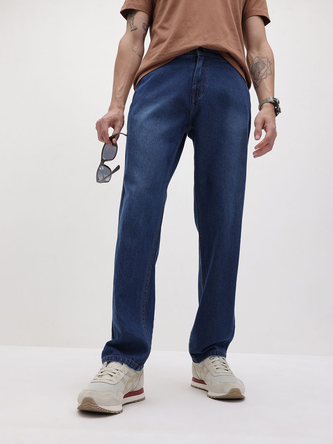The Roadster Life Co. Men Straight Fit Jeans