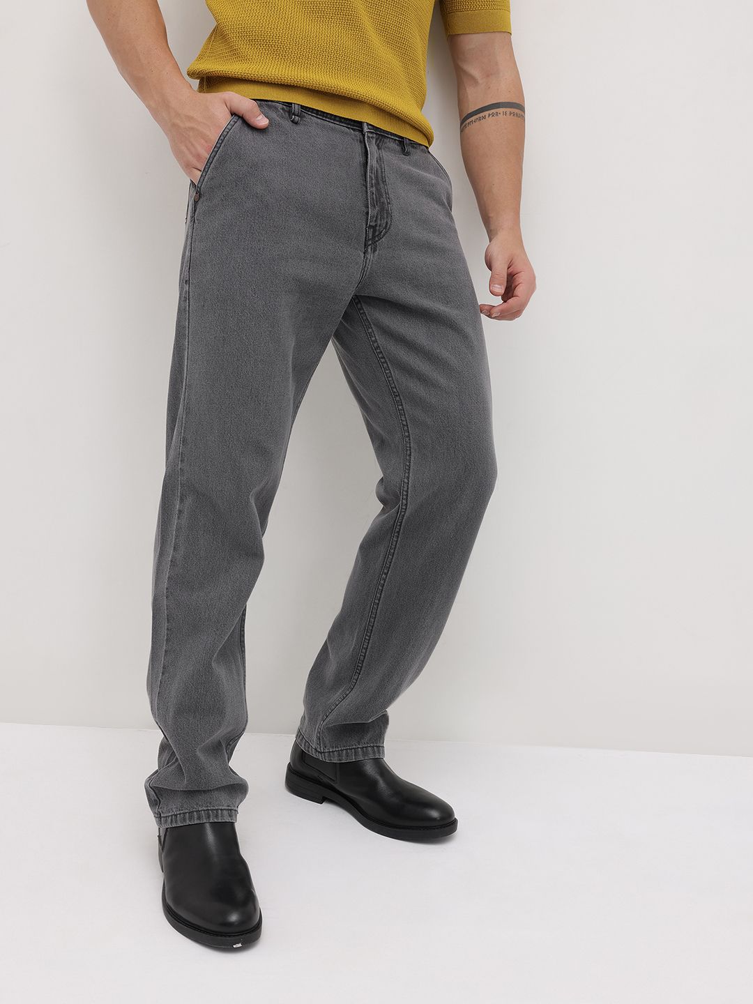 The Roadster Life Co. Men Mid-Rise Straight Fit Pure Cotton Jeans