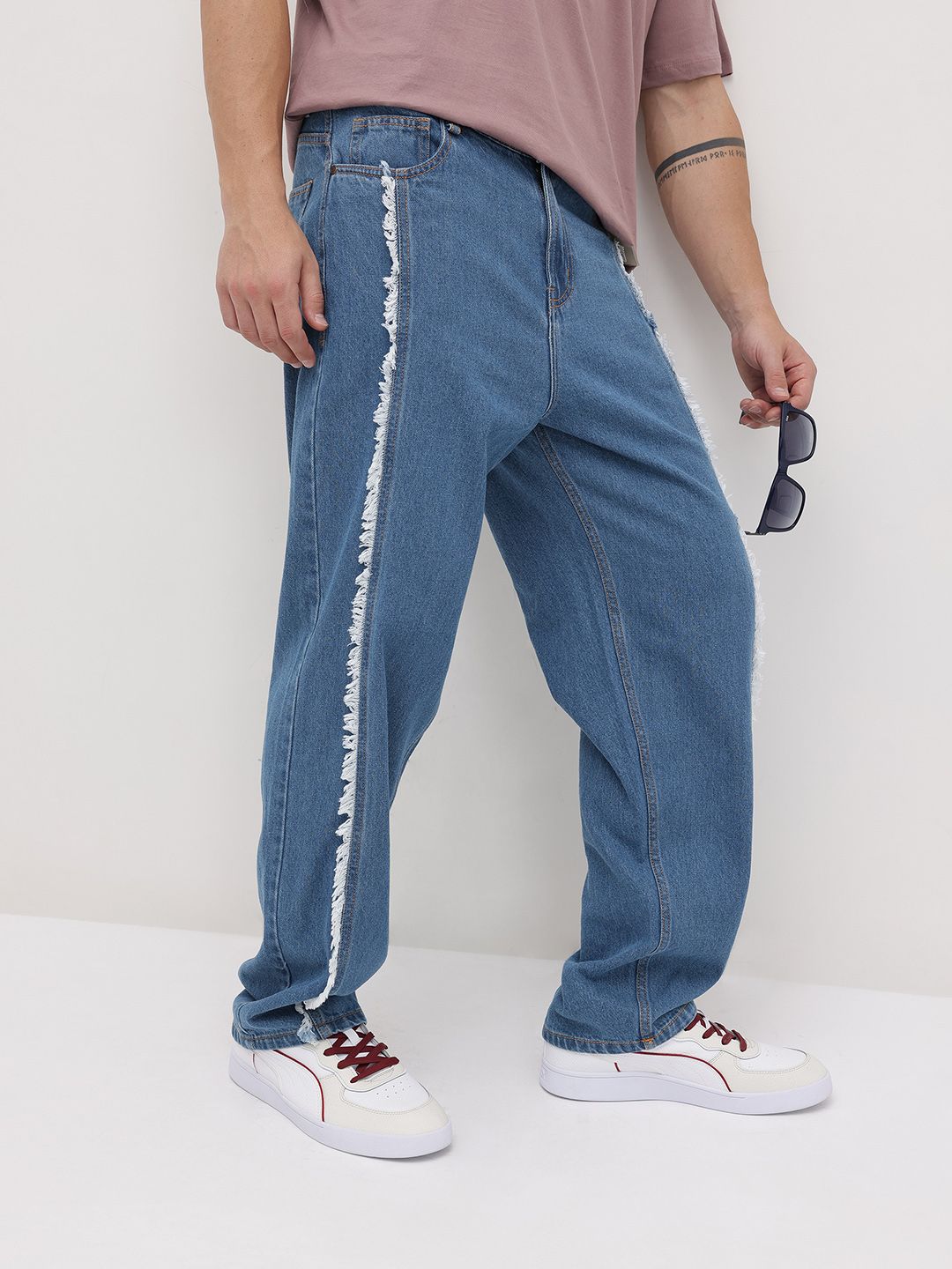 The Roadster Life Co. Men Frayed Loose Fit Mid-Rise Jeans