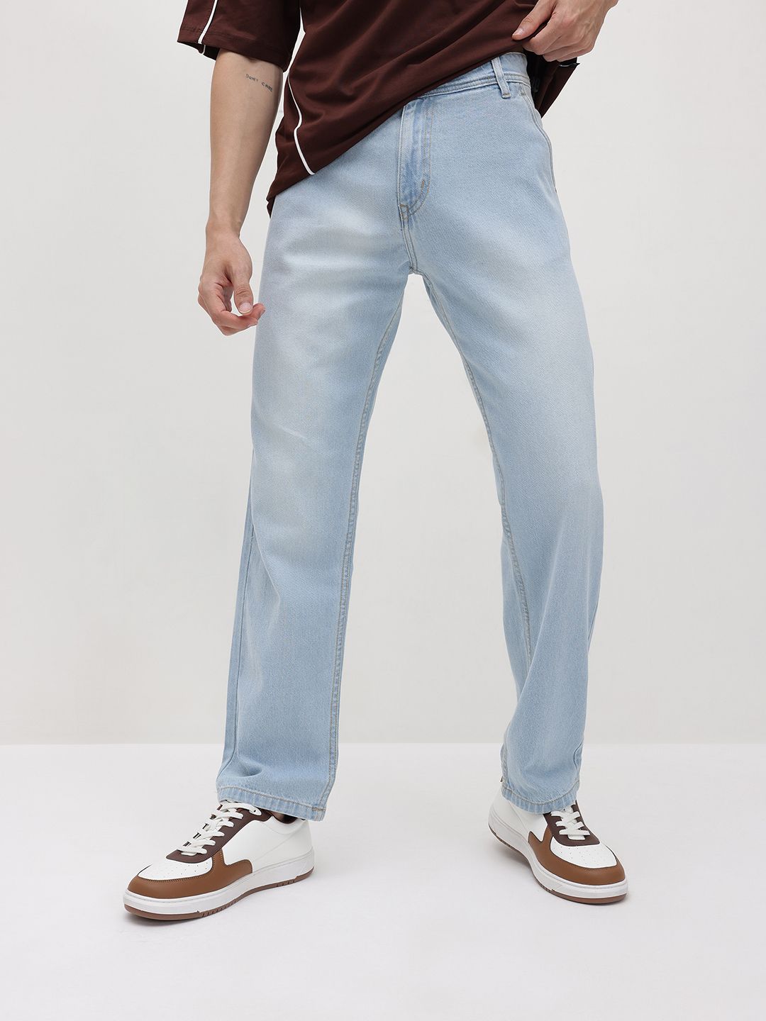 The Roadster Life Co. Men Straight Fit Faded Jeans