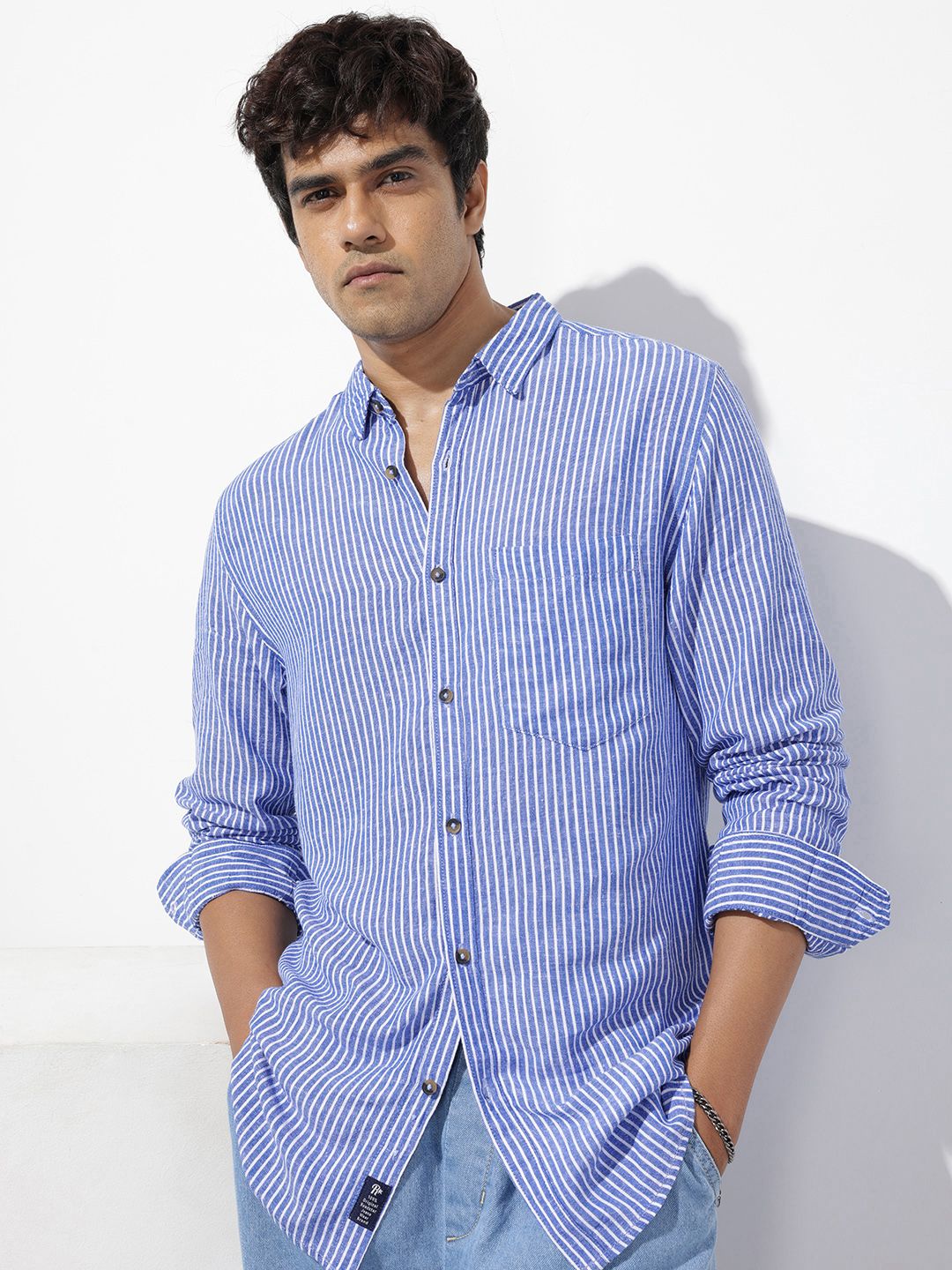 Roadster The Roadster Lifestyle Co. Men Striped Casual Shirt