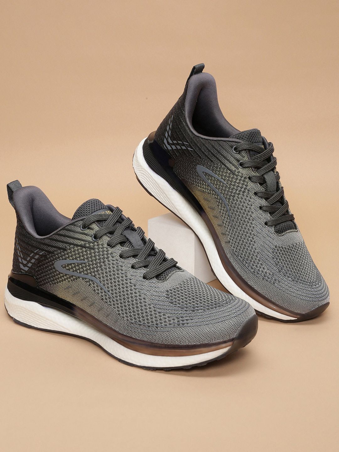 AVANT Men Bounce Max Walking Shoes D.Grey