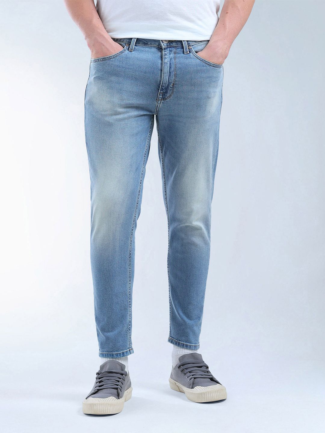 Flying Machine Men Slim Fit Light Fade Jeans