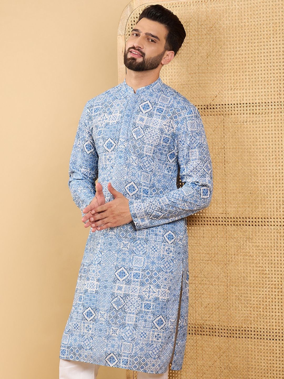 House of Pataudi Mandarin Collar Geometric Embroidered Chikankari Straight Kurta