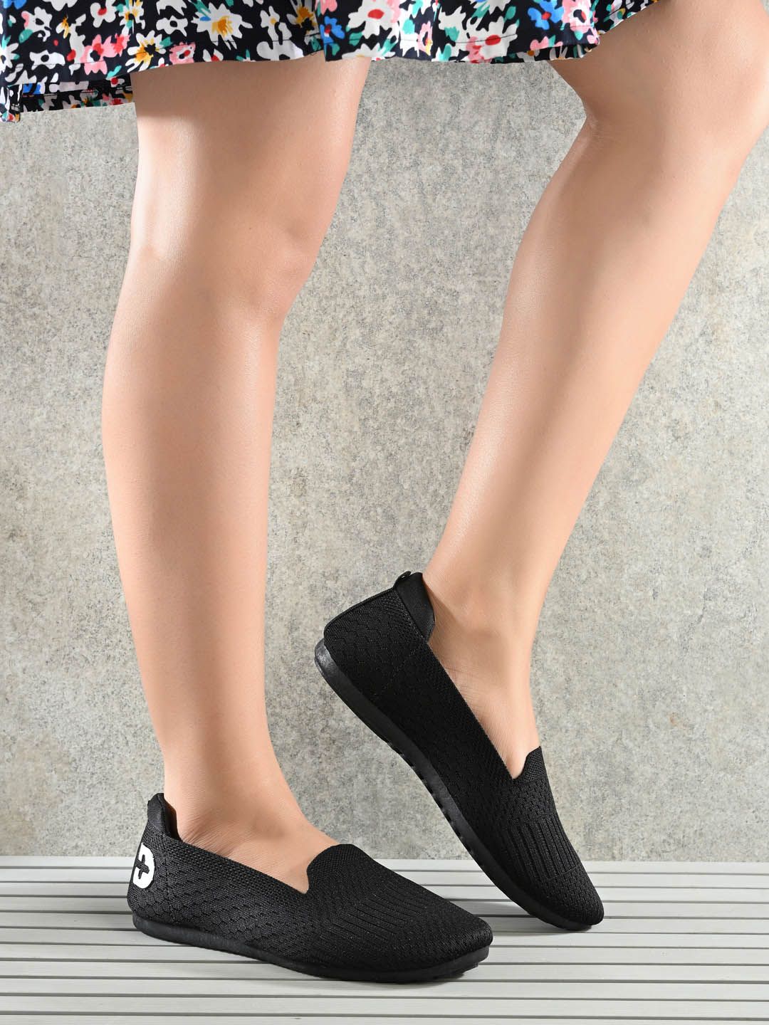 DOCTOR HEALTH SUPER SOFT Women Textured High-Top Slip-On Sneakers