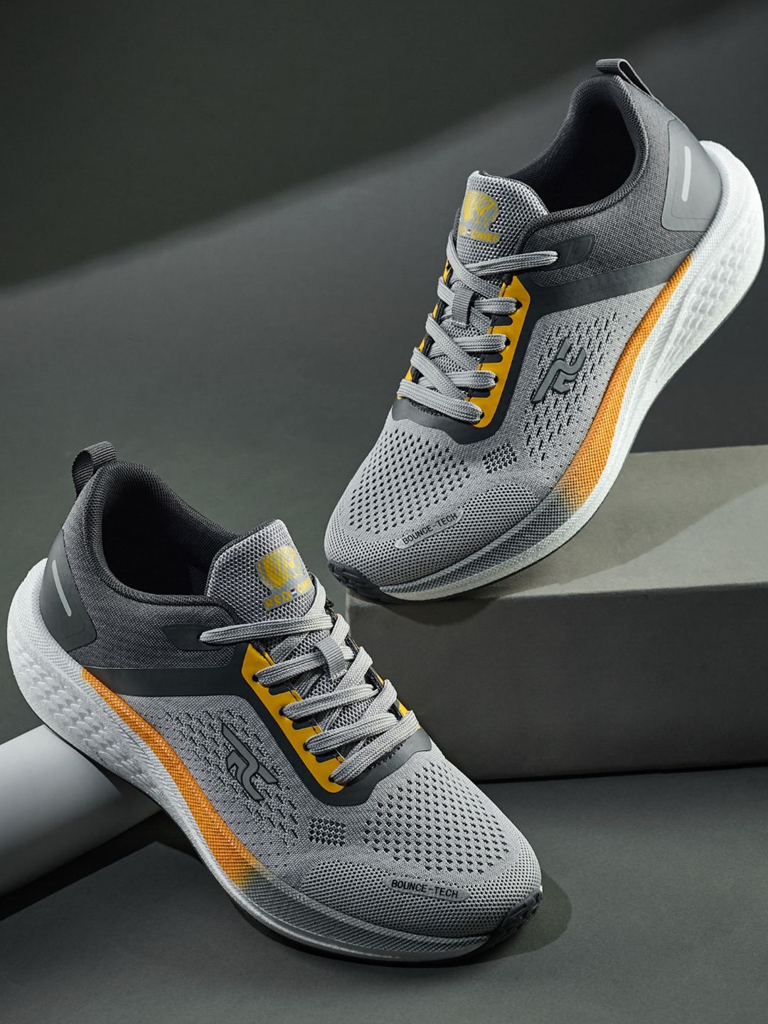 Red Chief Men Mesh Running Non-Marking Shoes