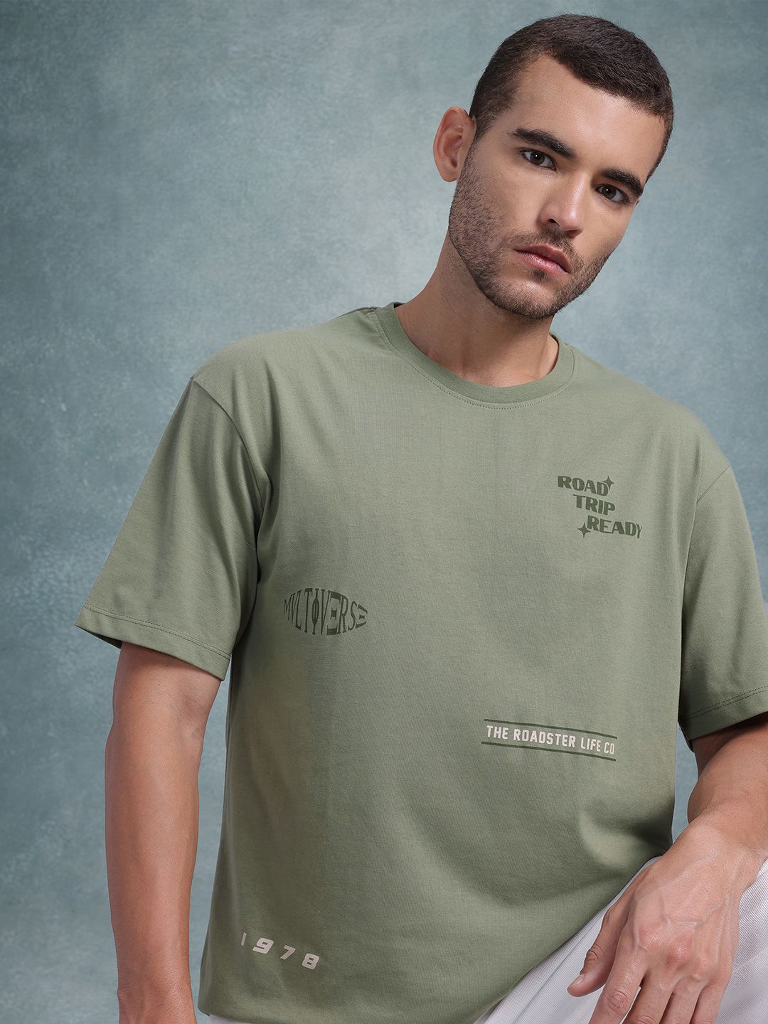 The Roadster Lifestyle Co. Men Printed Drop-Shoulder Sleeves Relaxed Fit T-shirt