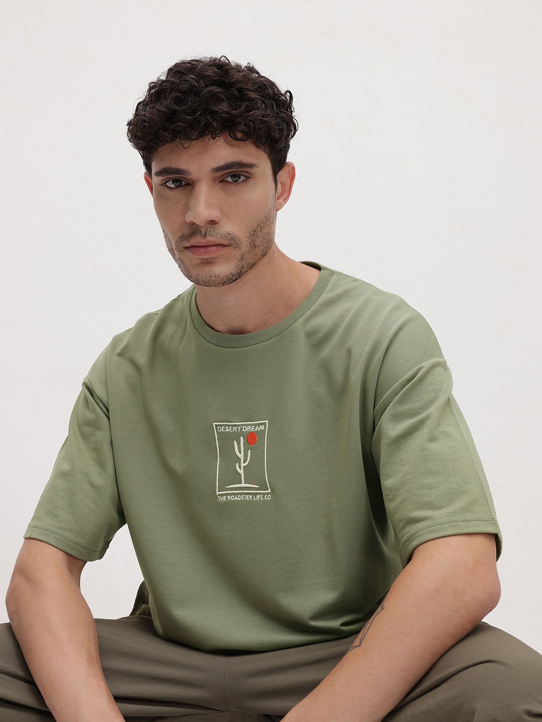 The Roadster Lifestyle Co. Men Drop-Shoulder Sleeves Oversized T-shirt