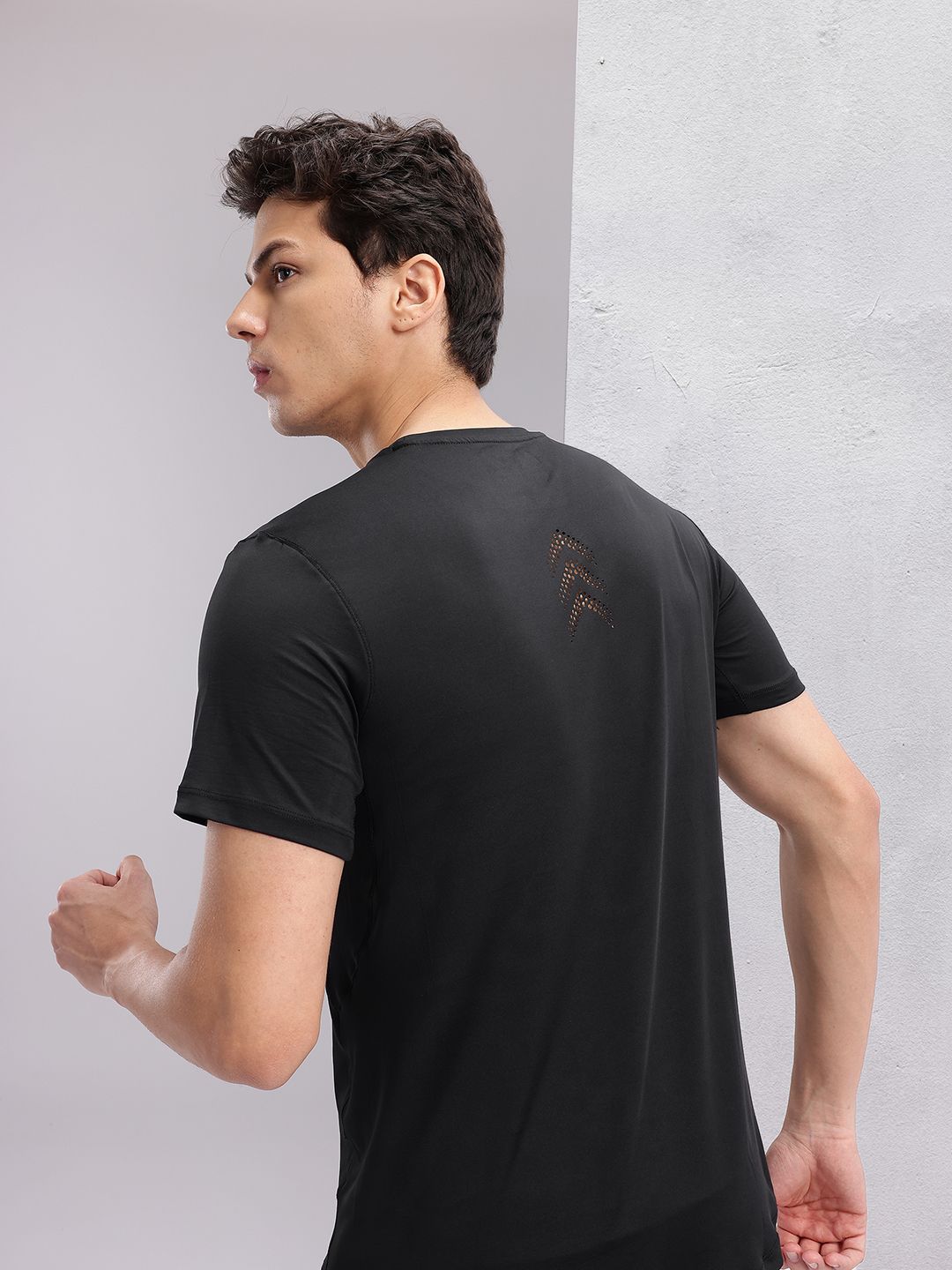 HRX by Hrithik Roshan Men Solid Round Neck Running T-shirt with Perforations