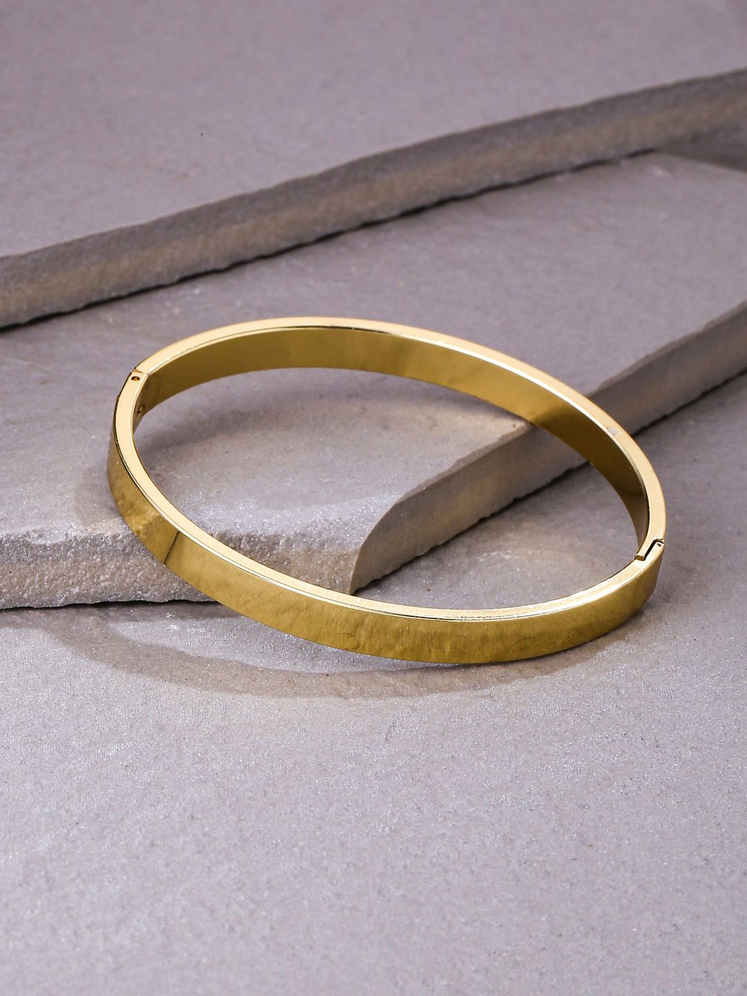 Roadster Men Gold Metal Interlock Kada Bracelet