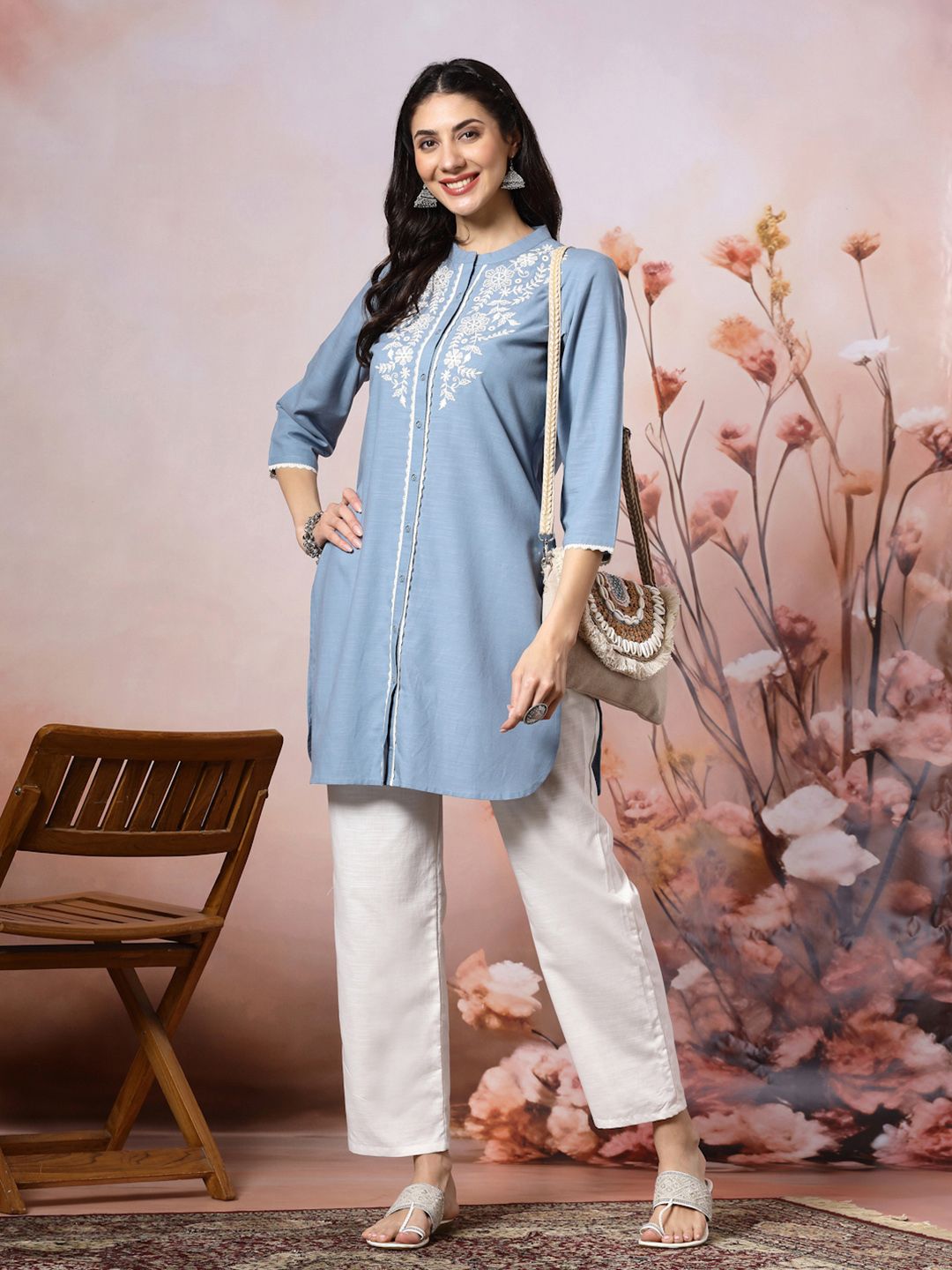 Nayam By Lakshita Women Floral Embroidered Regular Thread Work Co-Ord Set