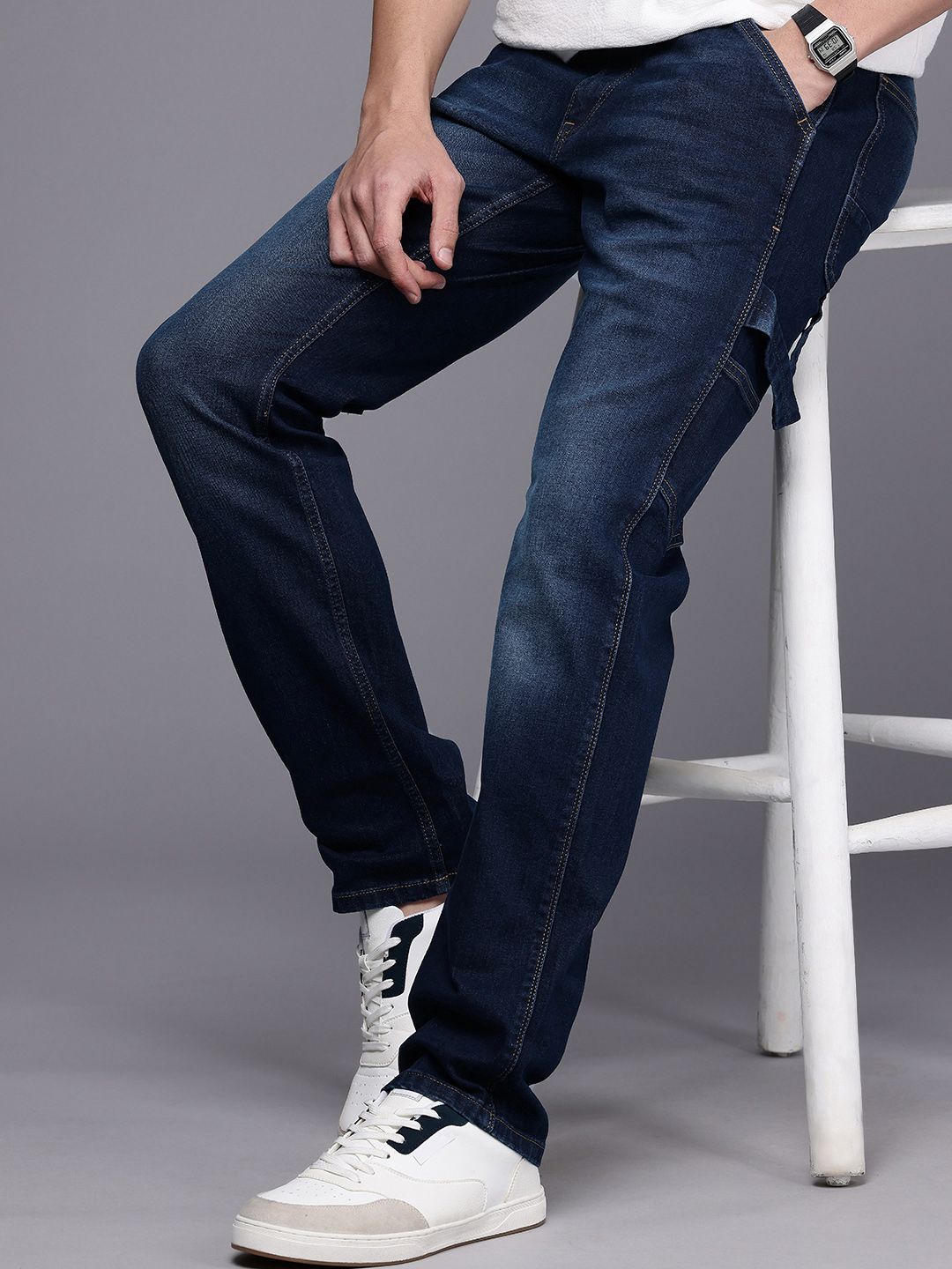 Allen Solly Men Classic Straight Fit Mid-Rise Light Fade Stretchable Jeans