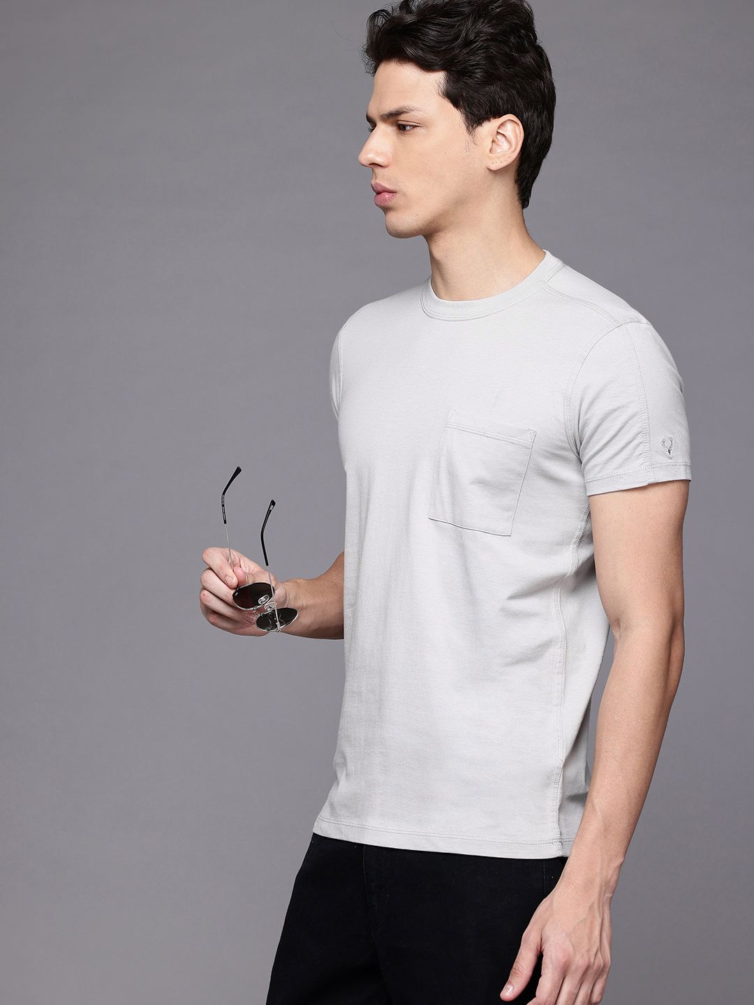 Allen Solly Slim Fit Pure Cotton T-shirt with Pocket Detail
