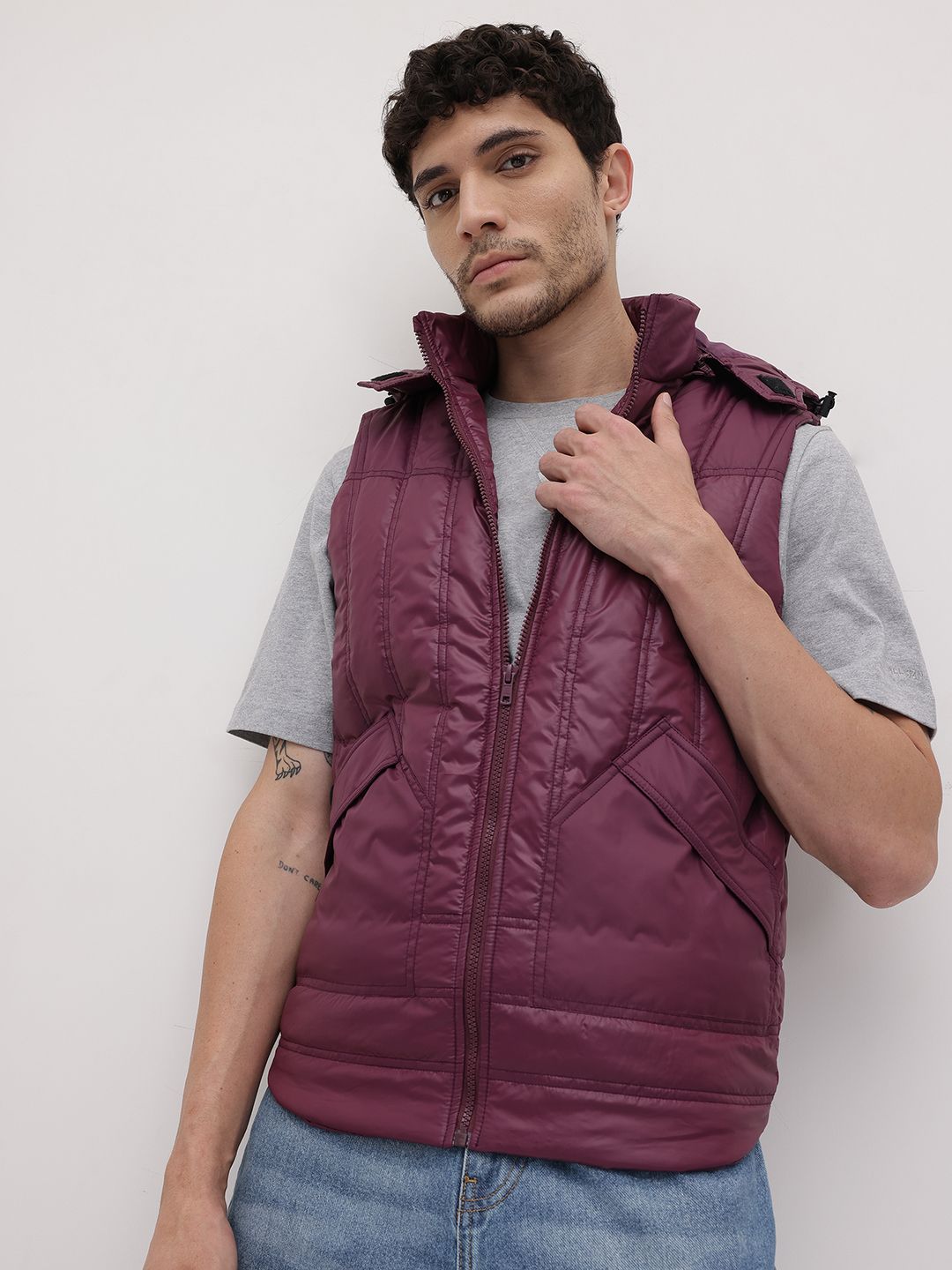 Roadster Men No Padded Jacket