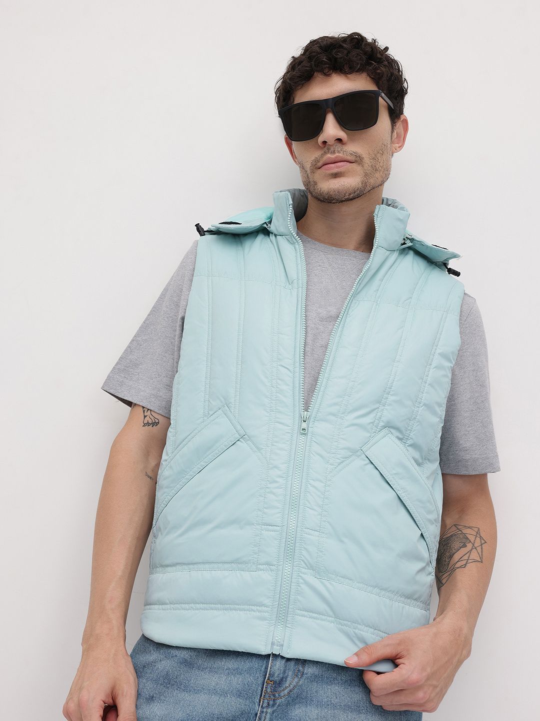 The Roadster Life Co. Hooded Sleeveless Padded Jacket