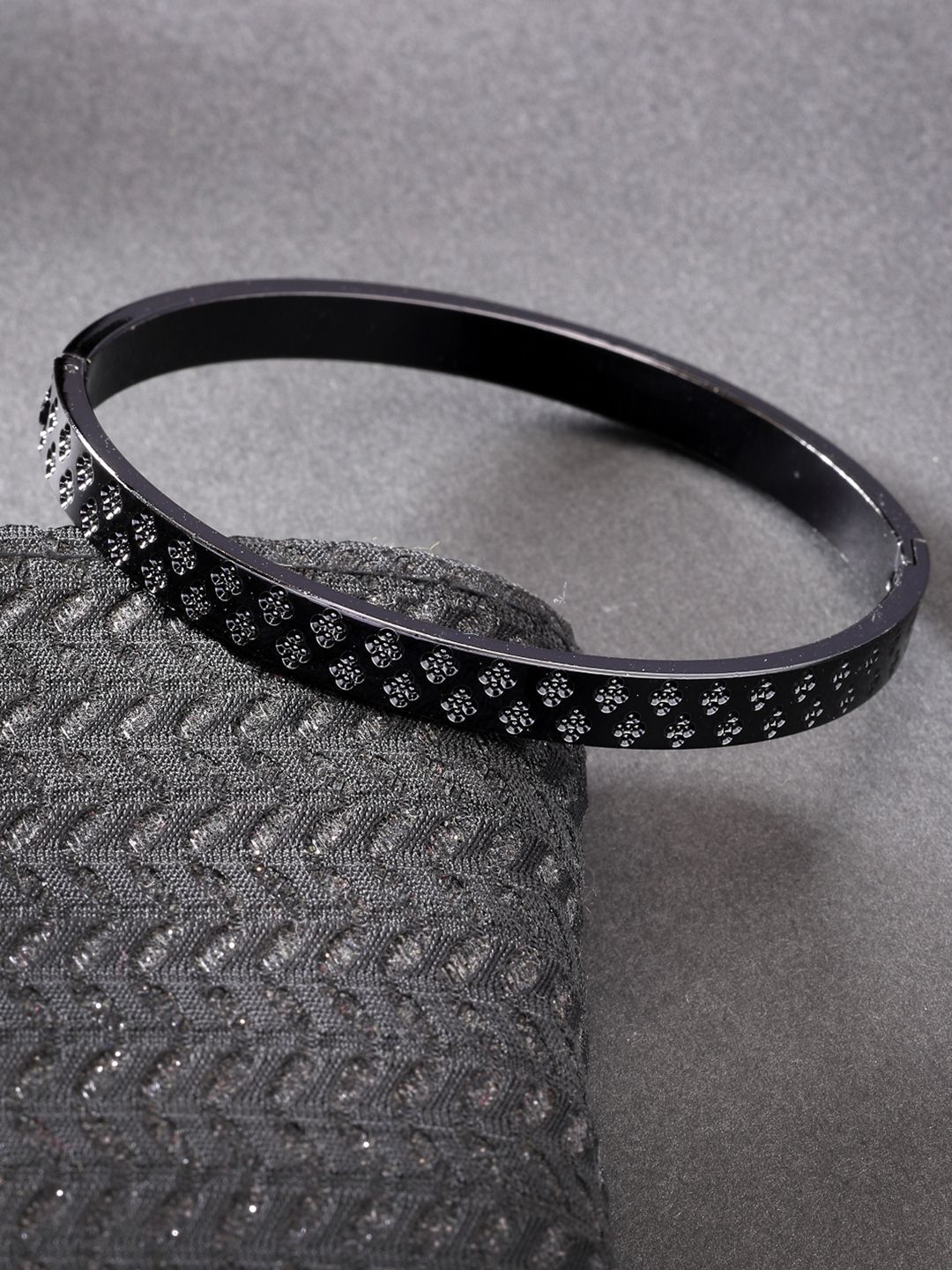 The Roadster Lifestyle Co Men Rhodium-Plated Kada Bracelet