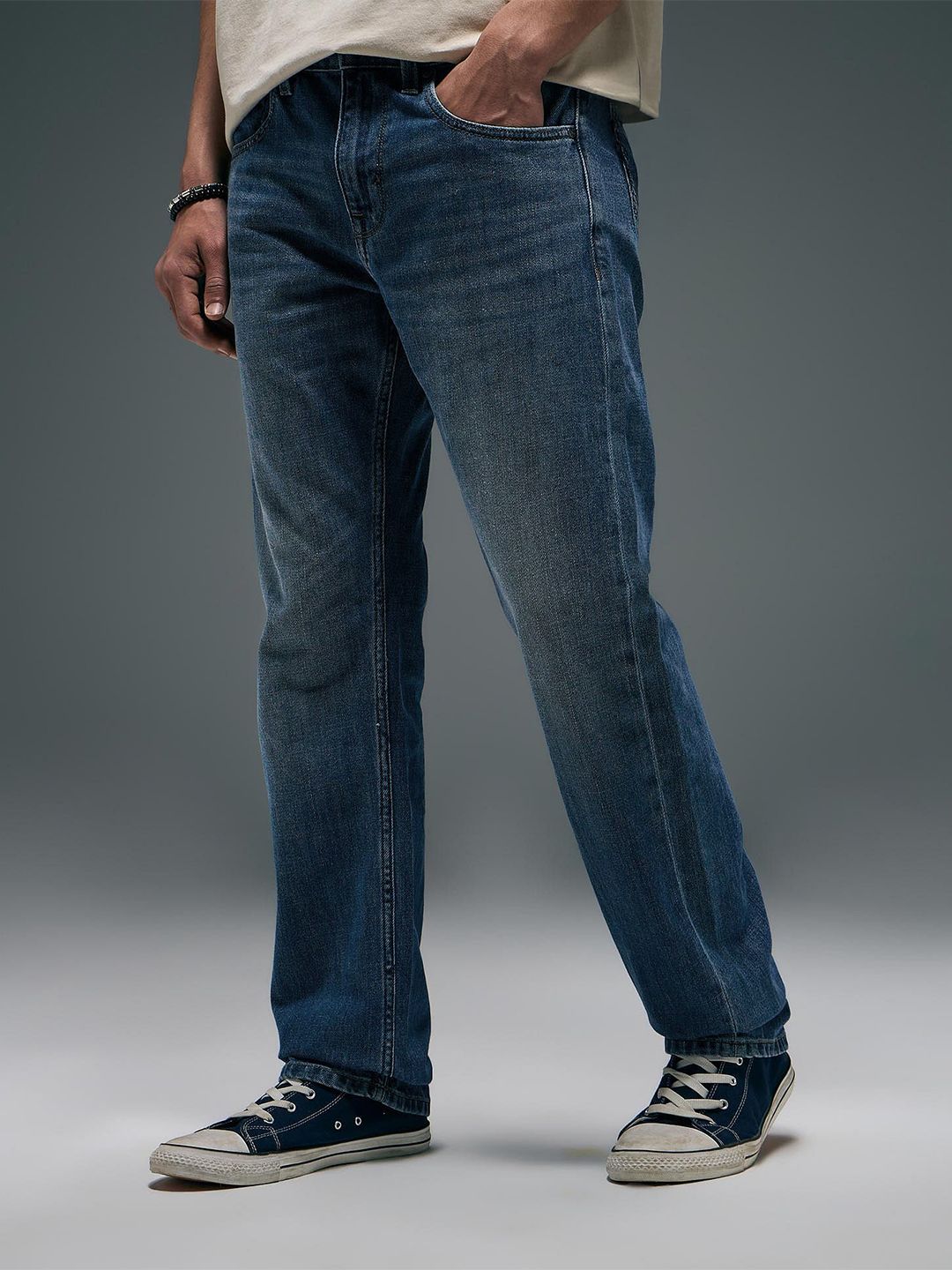 Flying Machine Men Cotton Relaxed Fit Light Fade Jeans