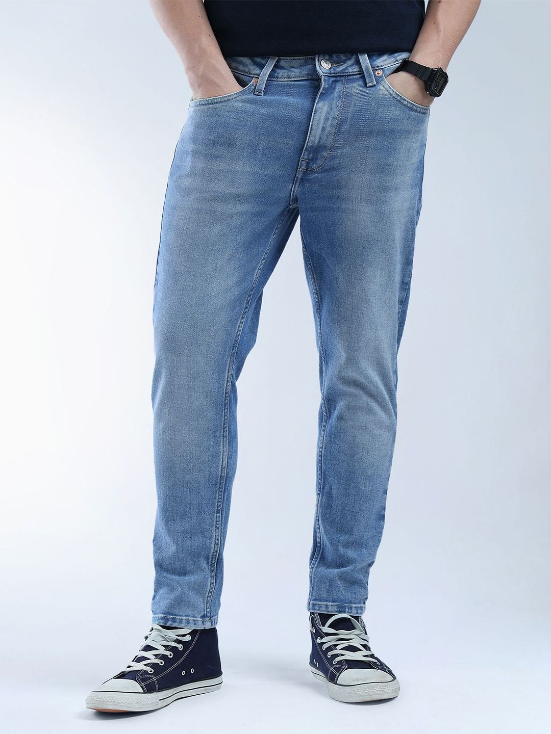 Flying Machine Men Whiskers and Chevrons Relaxed Fit Light Fade Stretchable Jeans