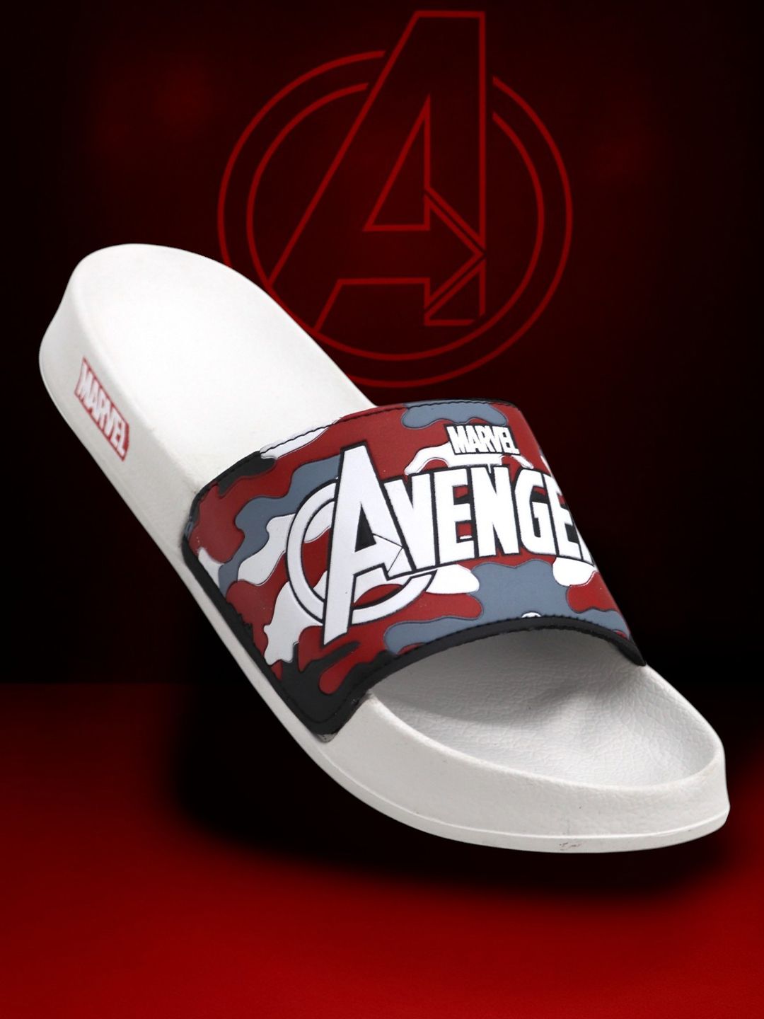 MARVEL STREET X fwd Men Avengers Printed Sliders
