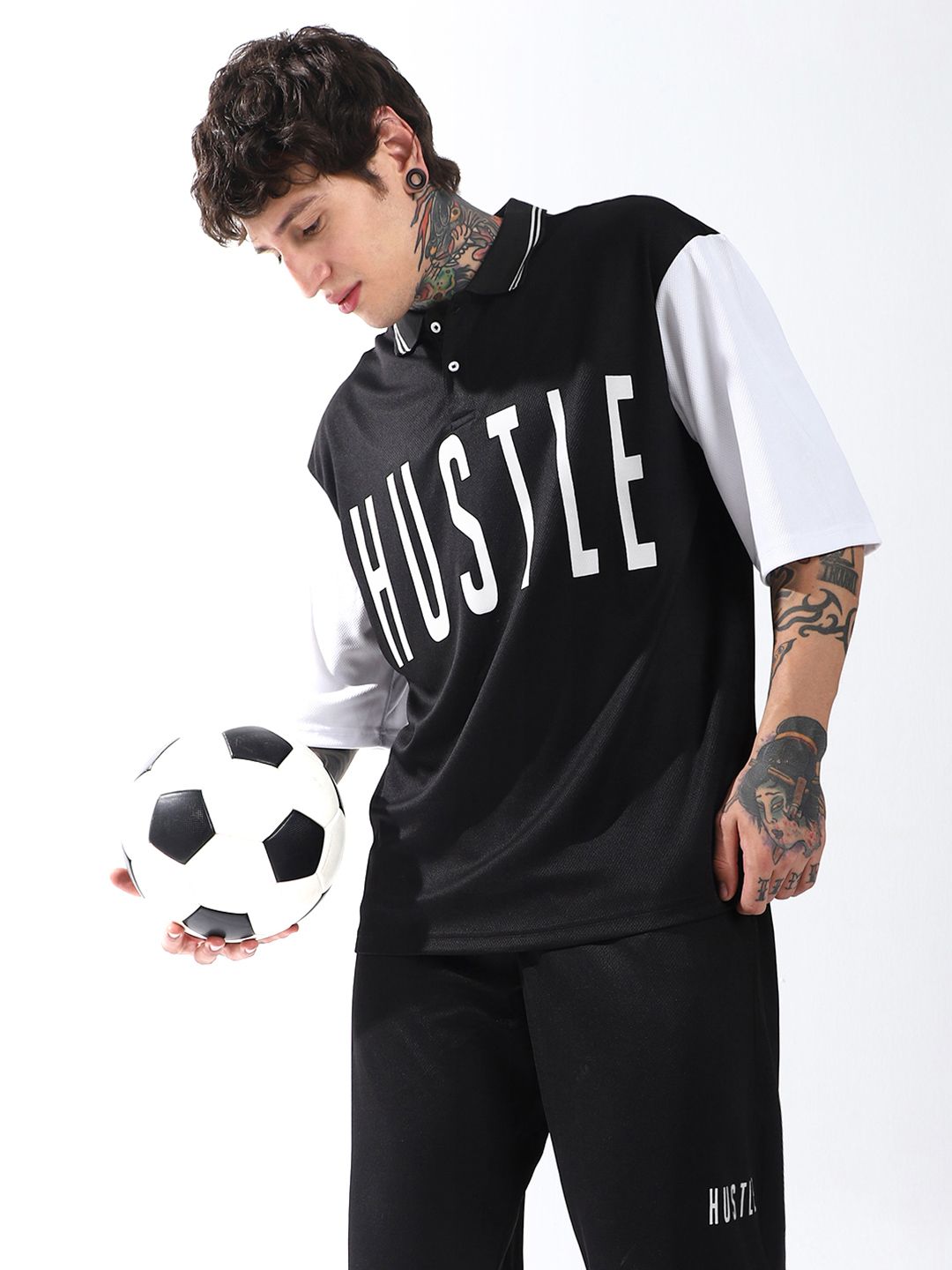 Hubberholme Hubberholme Men Streetletics Printed T-Shirt & Shorts Oversized fit Mesh Co-ord Set