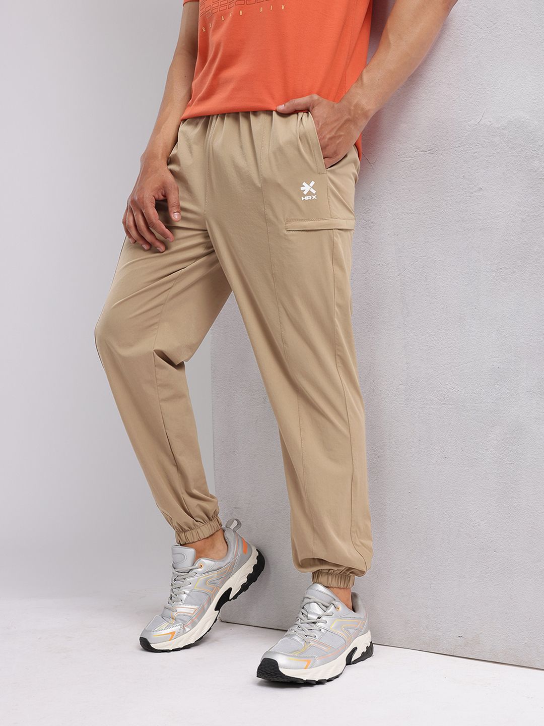 Buy HRX by Hrithik Roshan Men Front Seam Mid-Rise Regular Fit