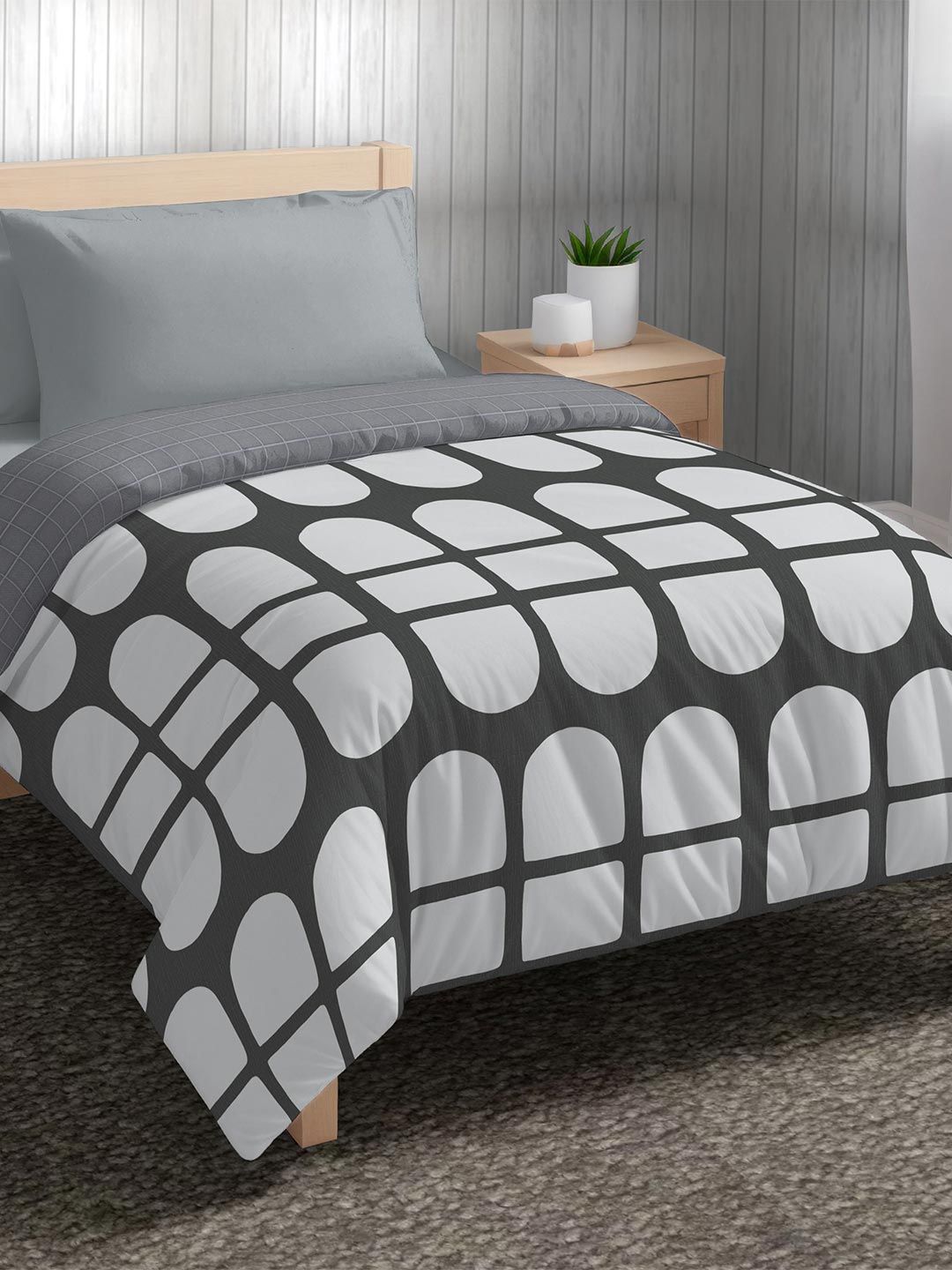 The Happy Pod Grey & White Microfiber AC Room 80 GSM Single Bed Dohar