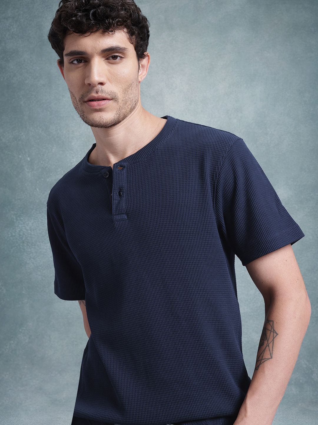 The Roadster Lifestyle Co. Men Self Design Mandarin Collar T-shirt