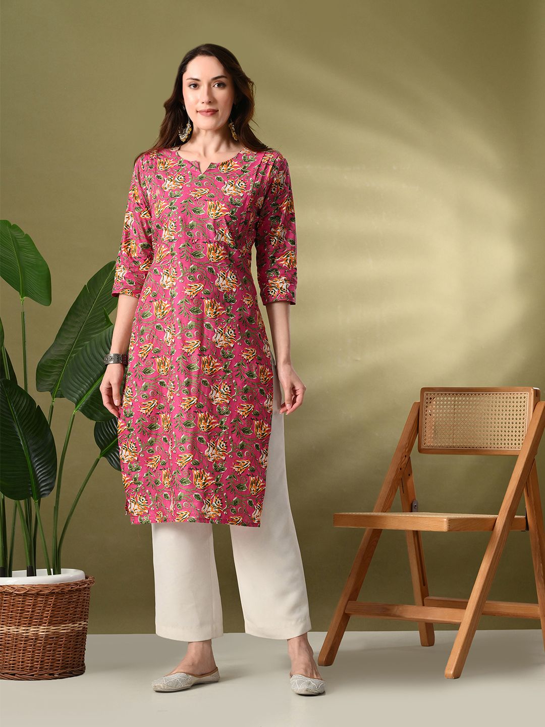 Lavantika Floral Printed Notch Neck Pure Cotton Straight Kurta