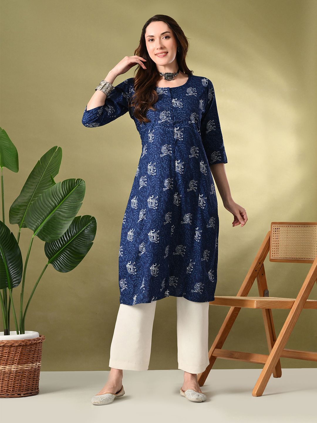 Lavantika Animal Printed Round Neck Straight Pure Cotton Kurta