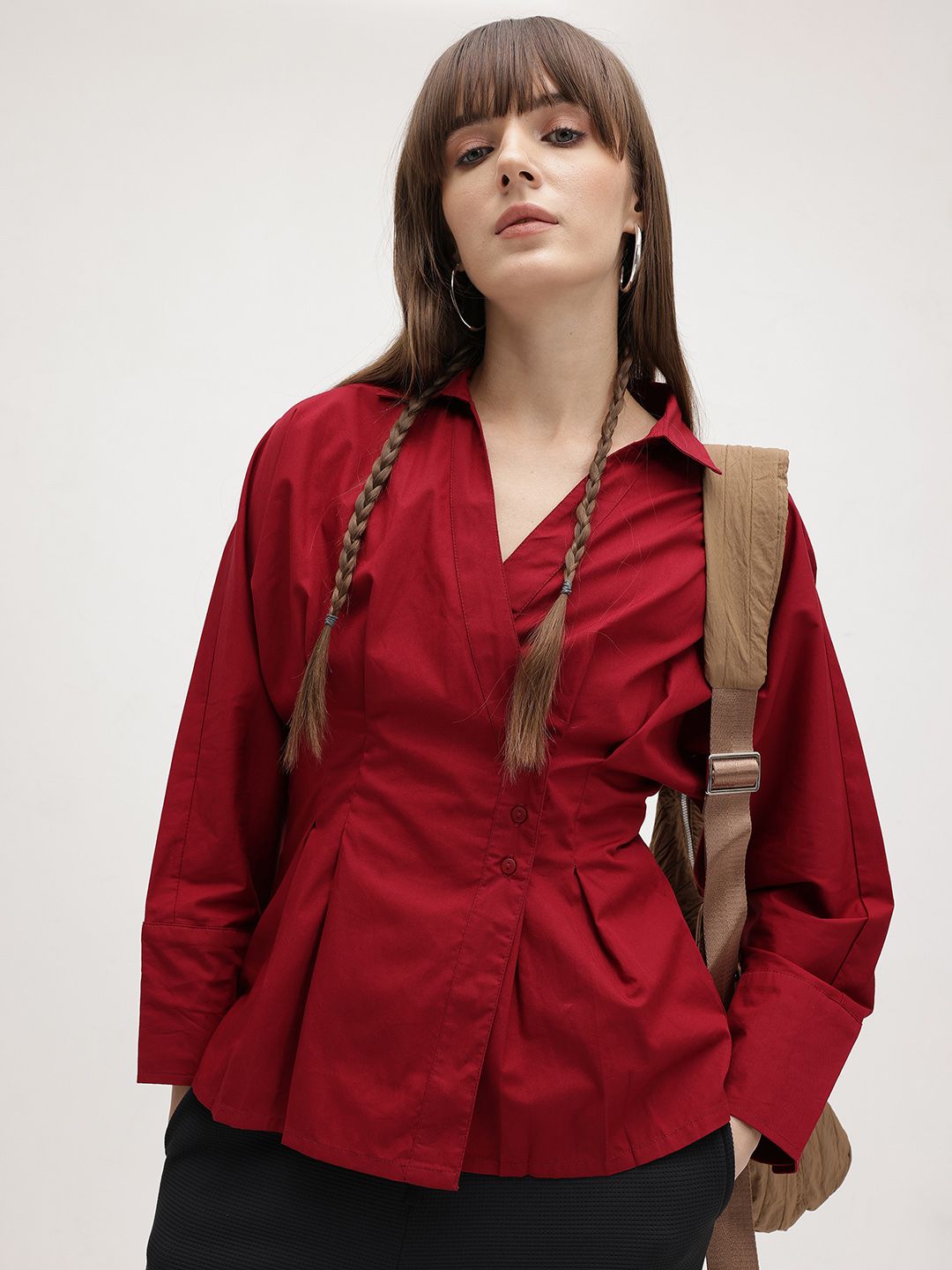 Roadster The Roadster Lifestyle Co. Solid Regular Fit Shirt