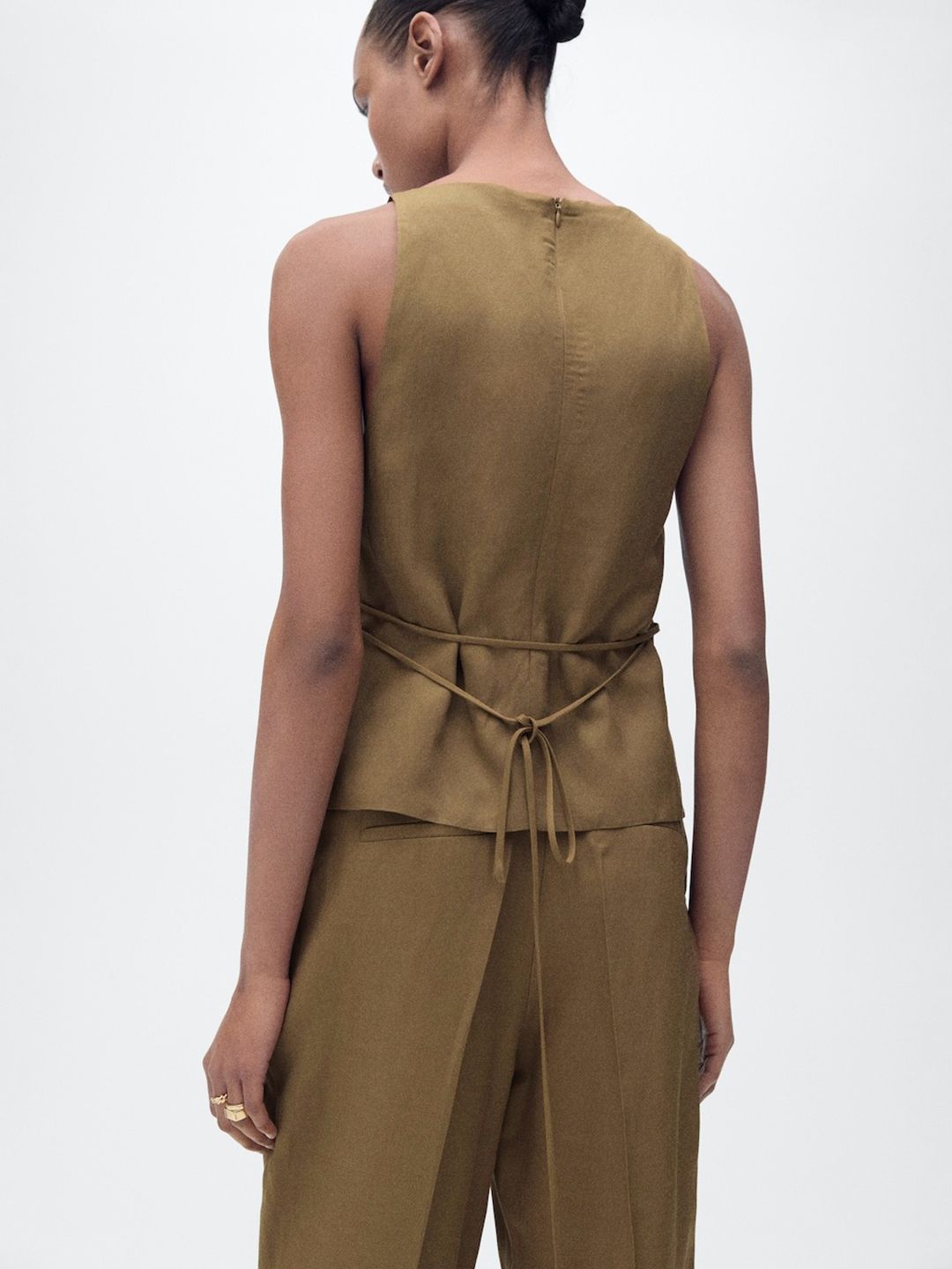Sleeveless Side Slit Top With Belt