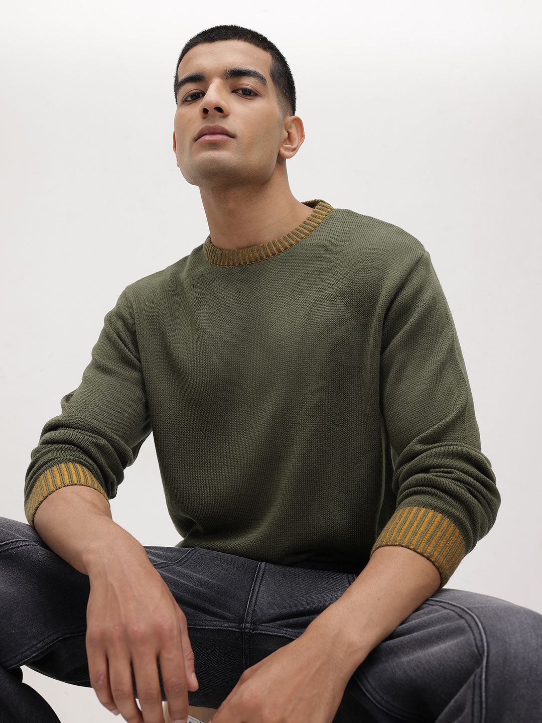 The Roadster Life Co. Round-Neck Acrylic Pullover