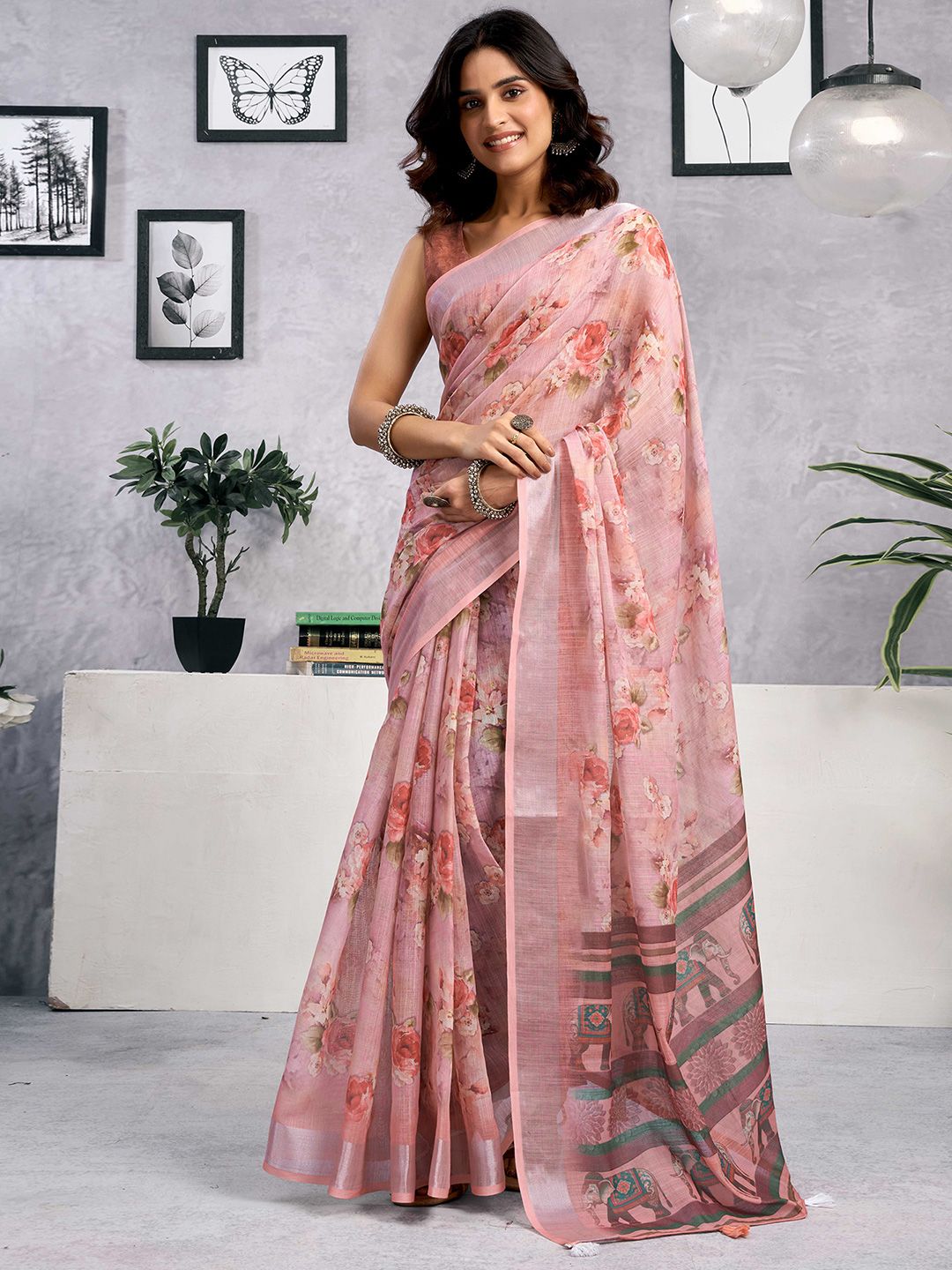 all about you Women Floral Printed Saree With Blouse Piece