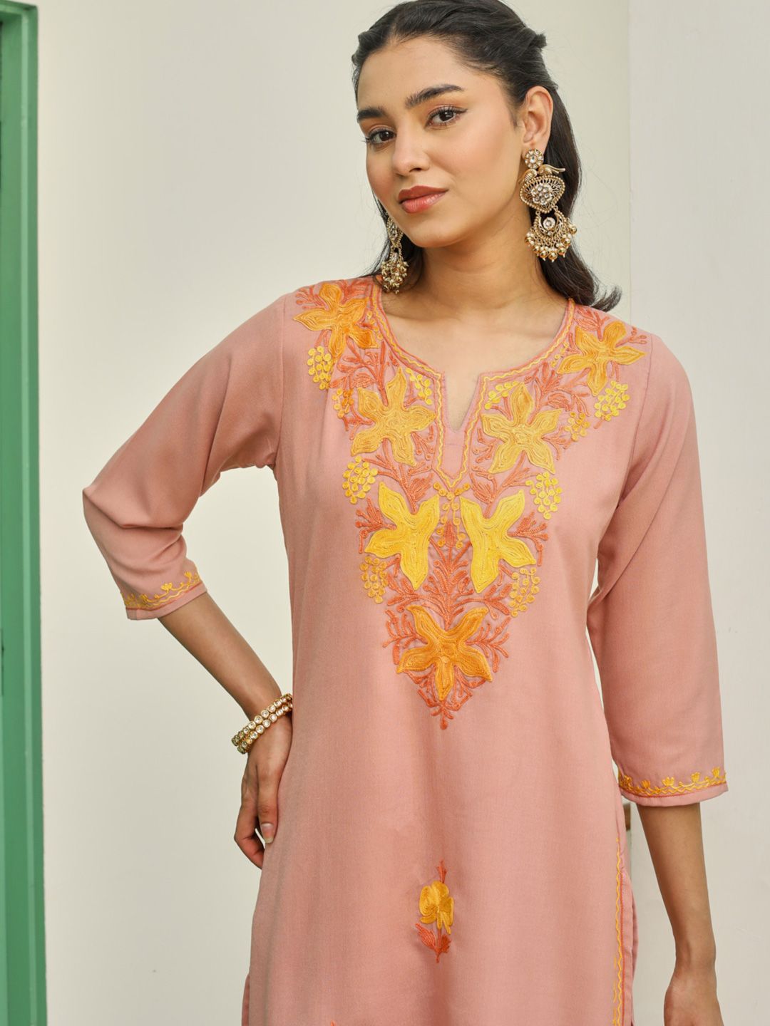 Aari Embroidered Kurta Set House of Chikankari Women Dust Pink Cotton Aari Embroidered Kurta Set