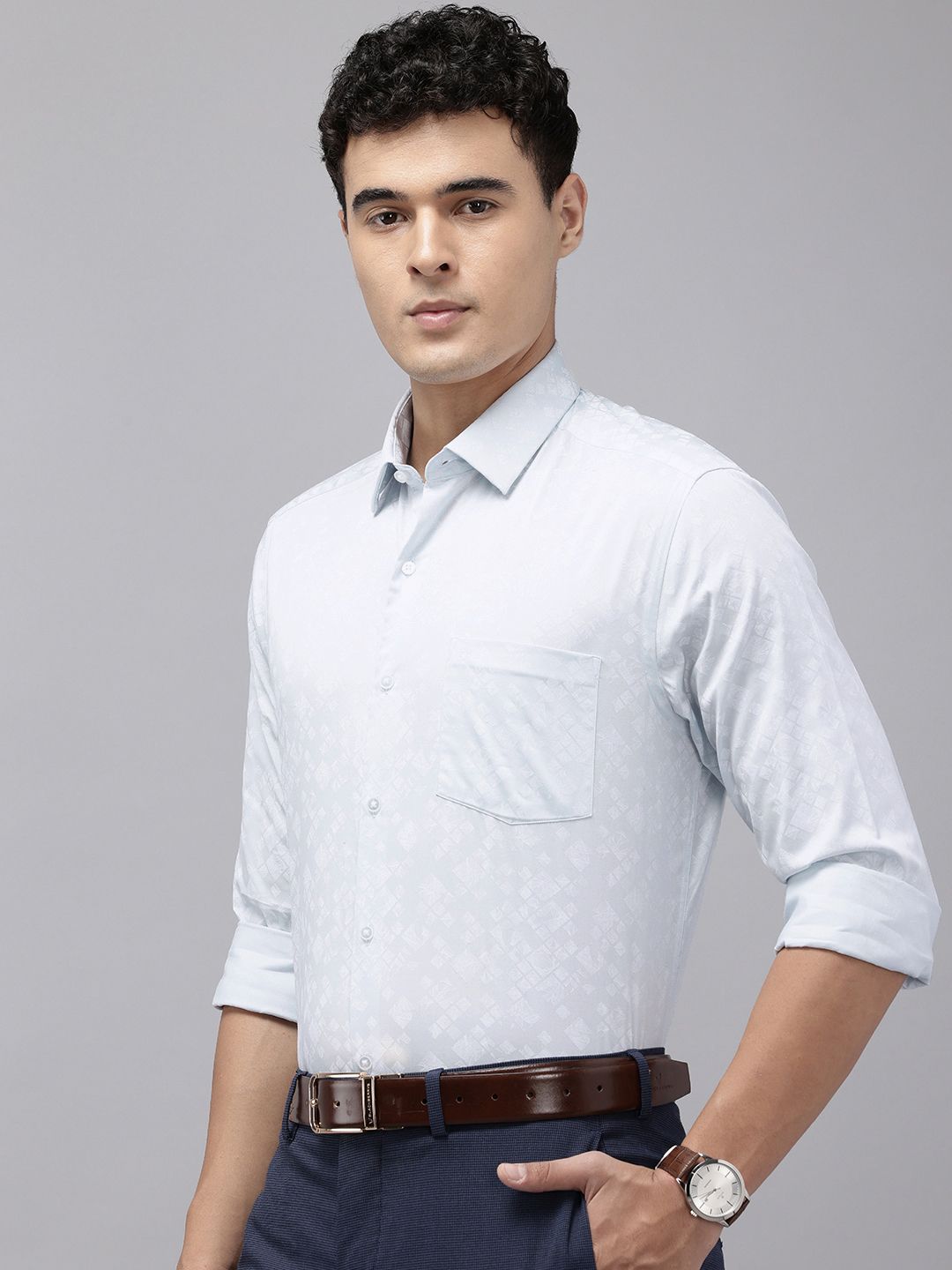 Arrow Pure Cotton Manhattan Slim Fit Geometric Printed Formal Shirt