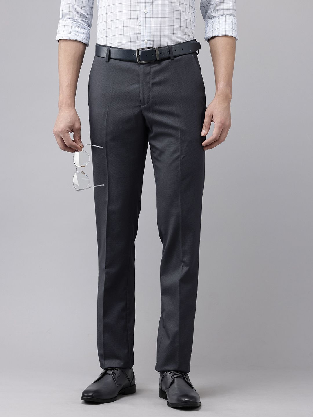 Arrow Men Textured Formal Tapered Fit Trousers